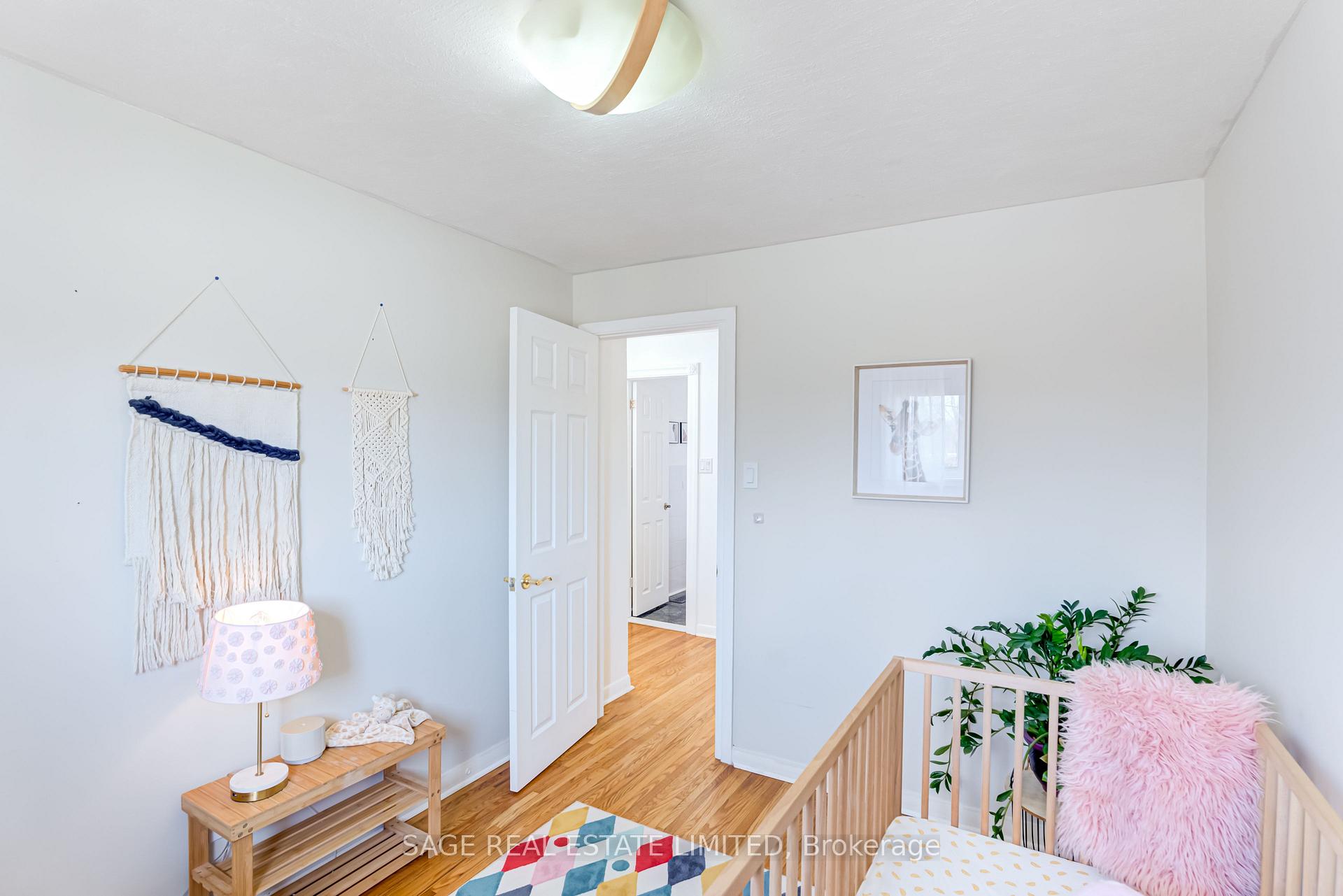 Photo 22 of 128 Murray Drive, Aurora, Aurora Highlands — HOMEH