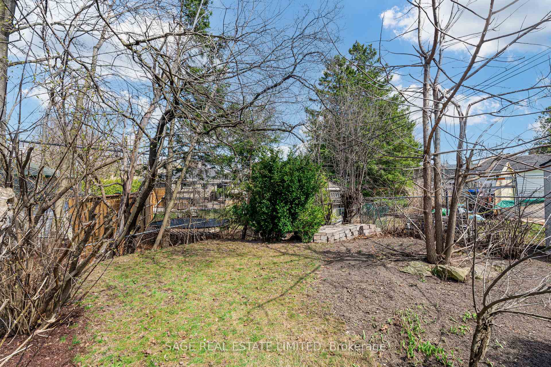 Photo 33 of 128 Murray Drive, Aurora, Aurora Highlands — HOMEH