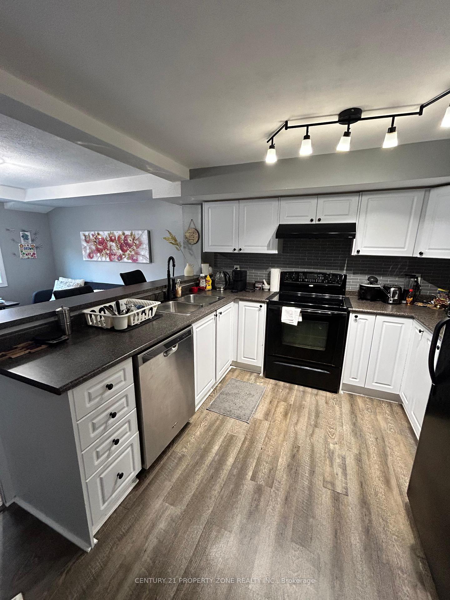 Photo 18 of Unit 5, 91 Goodwin Drive, Barrie, Painswick South — HOMEH