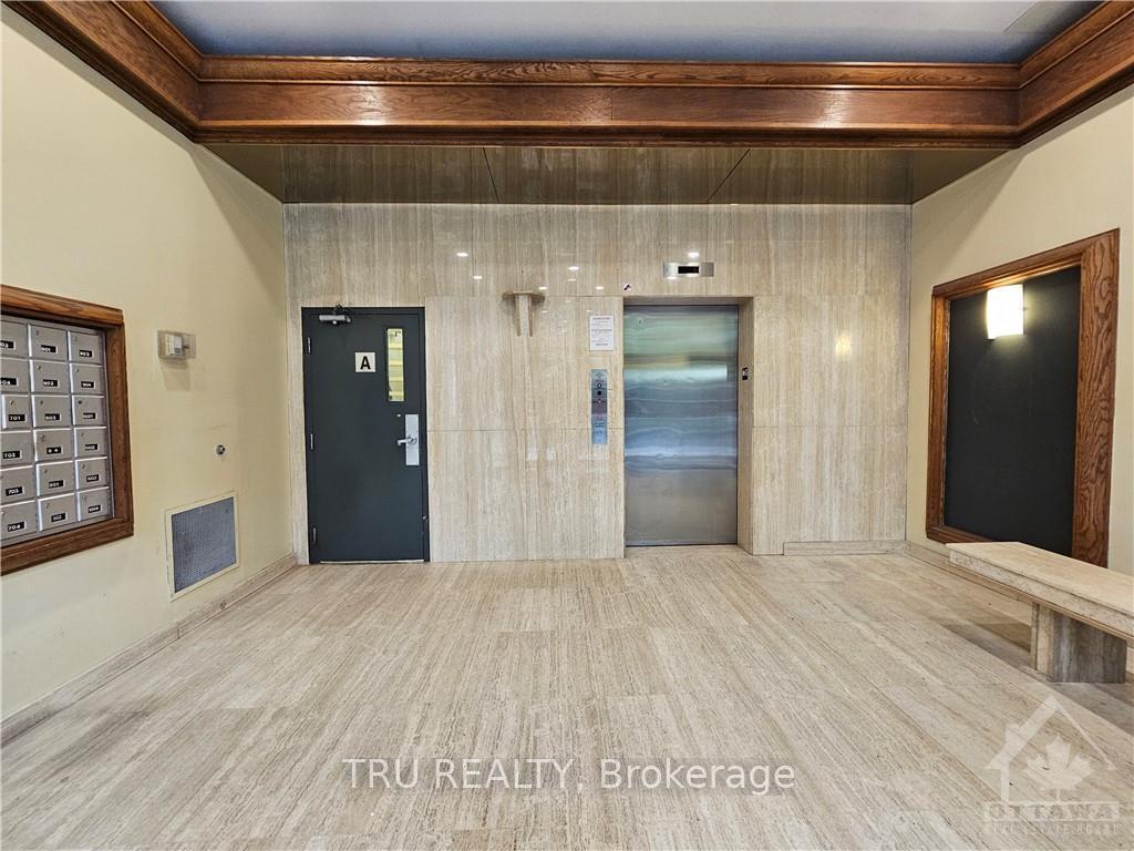 Photo 6 of Unit 401, 154 Nelson Street, Ottawa, Lower Town — HOMEH