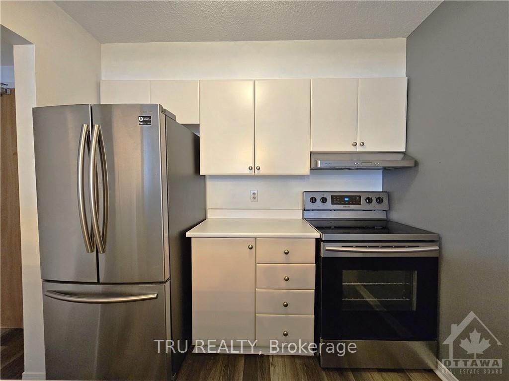 Photo 10 of Unit 401, 154 Nelson Street, Ottawa, Lower Town — HOMEH