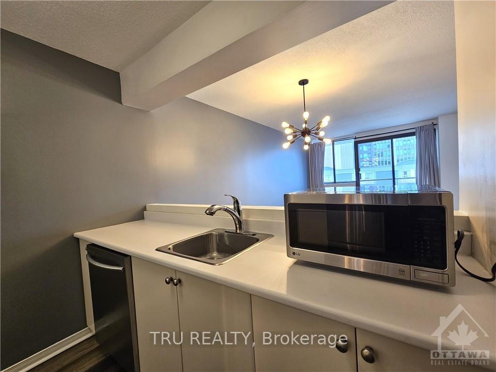 Photo 12 of Unit 401, 154 Nelson Street, Ottawa, Lower Town — HOMEH
