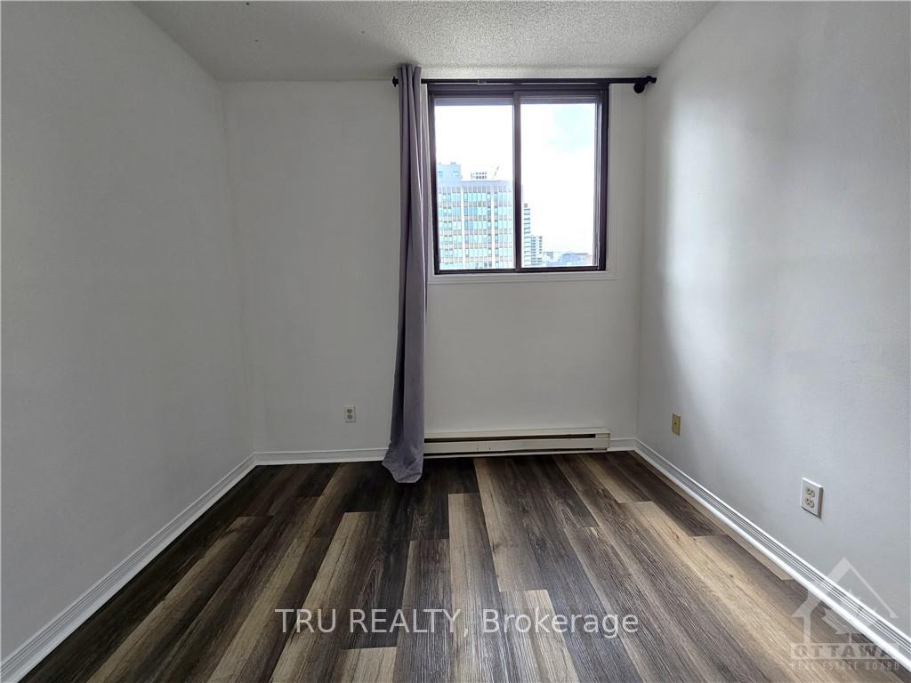 Photo 19 of Unit 401, 154 Nelson Street, Ottawa, Lower Town — HOMEH