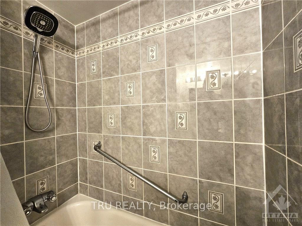 Photo 21 of Unit 401, 154 Nelson Street, Ottawa, Lower Town — HOMEH