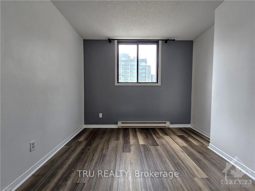 Photo 23 of Unit 401, 154 Nelson Street, Ottawa, Lower Town — HOMEH