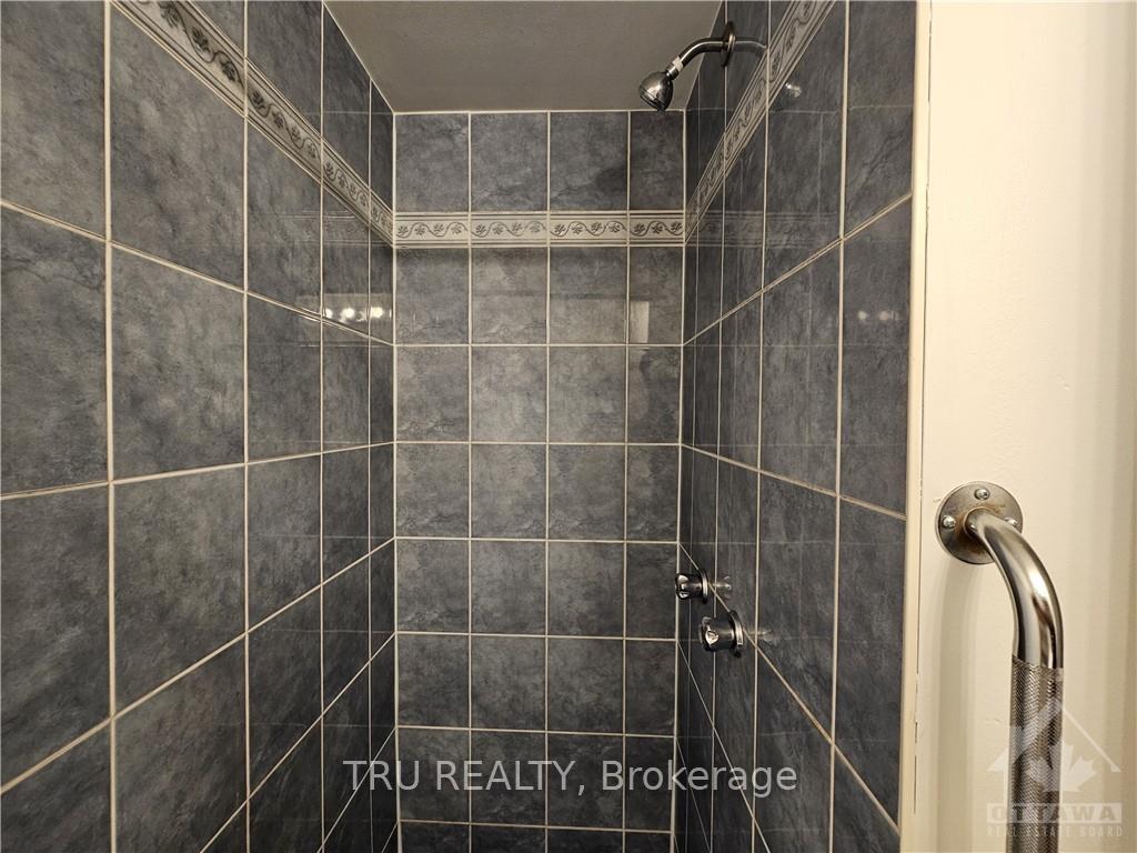 Photo 25 of Unit 401, 154 Nelson Street, Ottawa, Lower Town — HOMEH