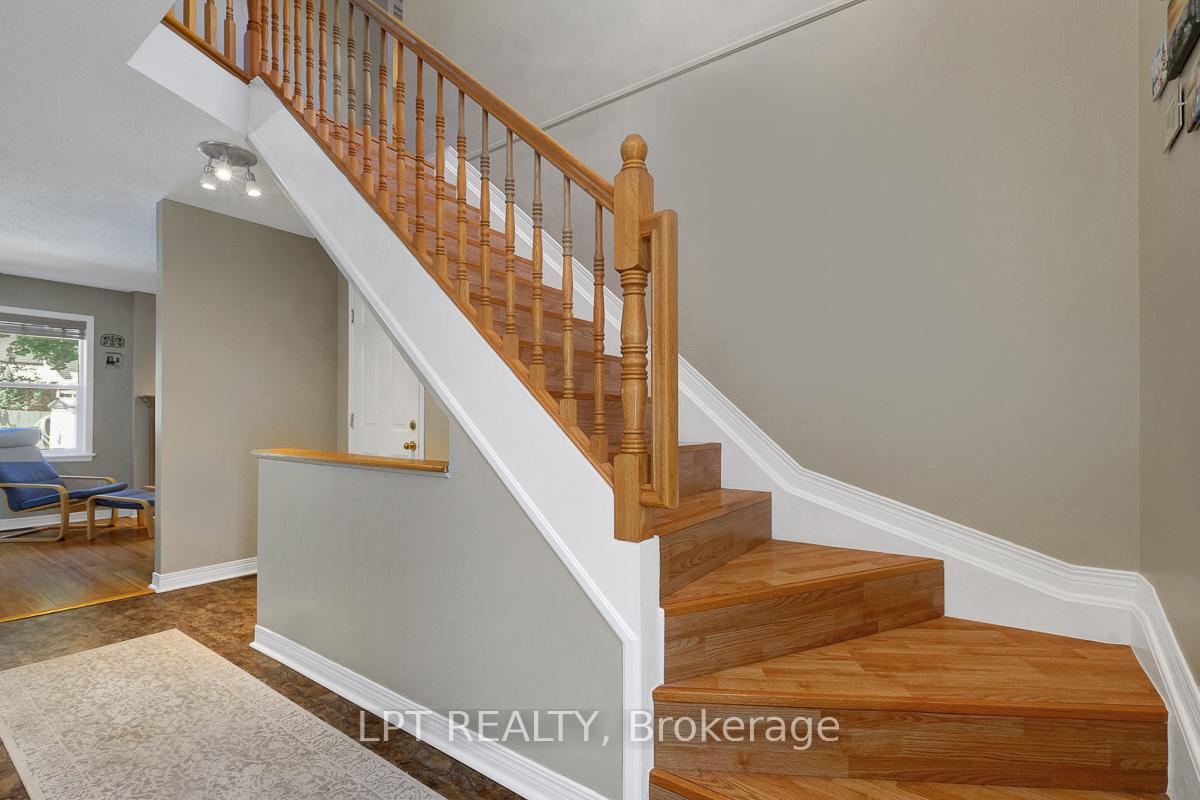 Photo 6 of 5 Benchland Street, Ottawa, Barrhaven - Longfields — HOMEH