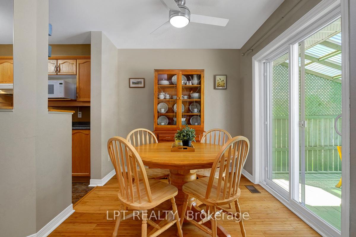Photo 8 of 5 Benchland Street, Ottawa, Barrhaven - Longfields — HOMEH