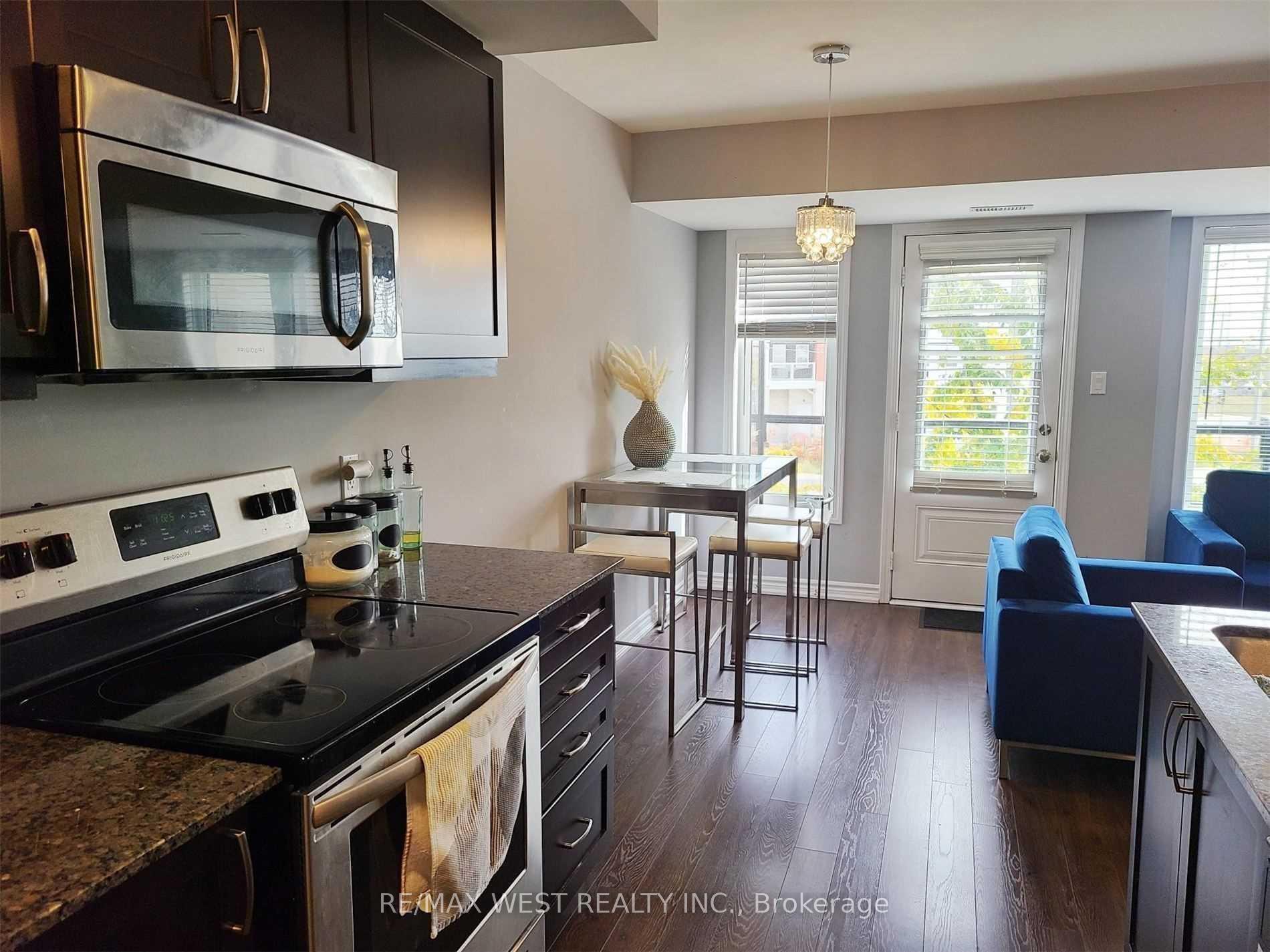 Photo 3 of Unit 55, 118 Daylily Lane, Kitchener, Rosenburg — HOMEH