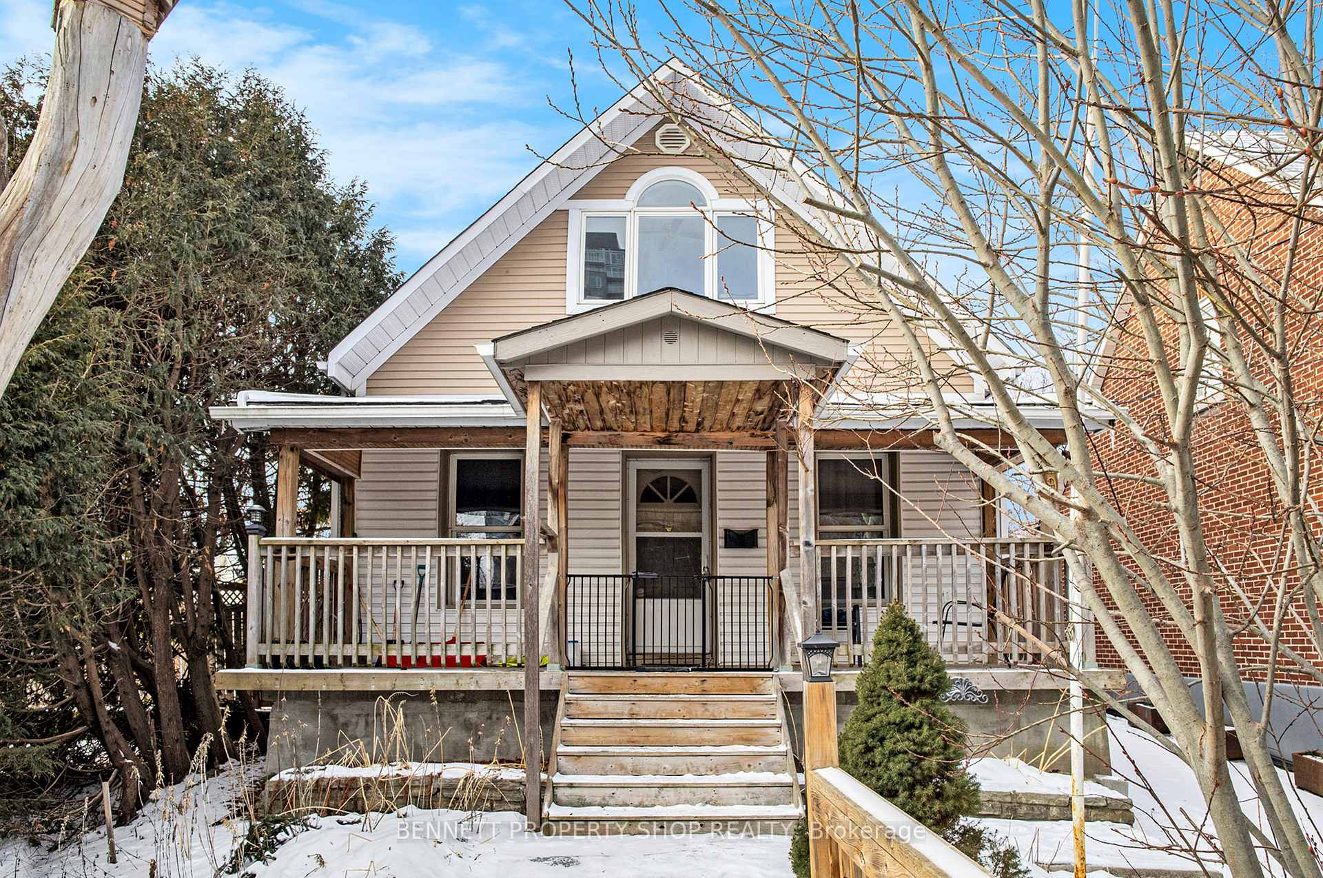 Photo 1 of 292 Loretta Avenue S, Ottawa, West Centre Town — HOMEH