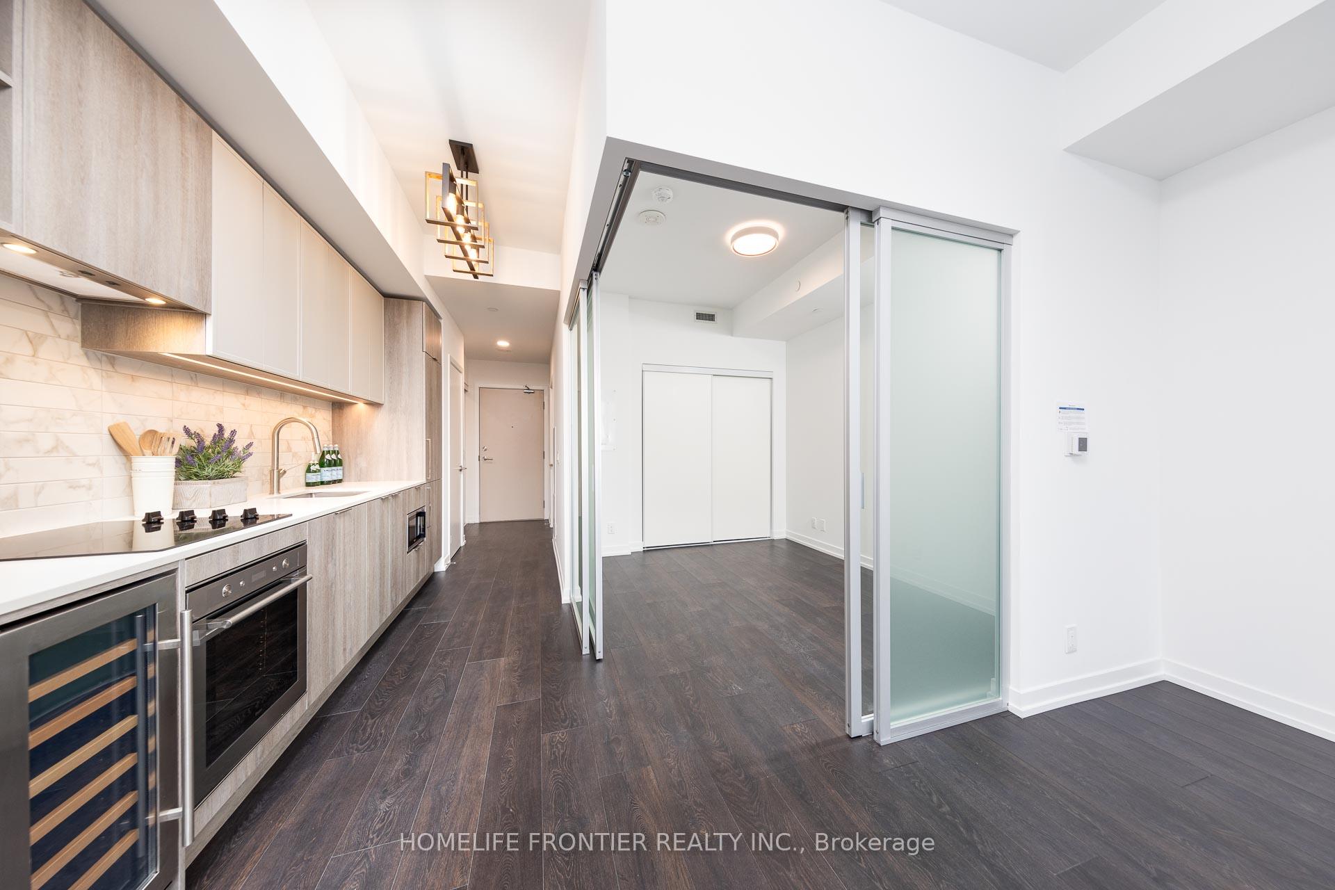 Photo 1 of Unit 712, 2020 Bathurst Street, Toronto, Humewood-Cedarvale — HOMEH