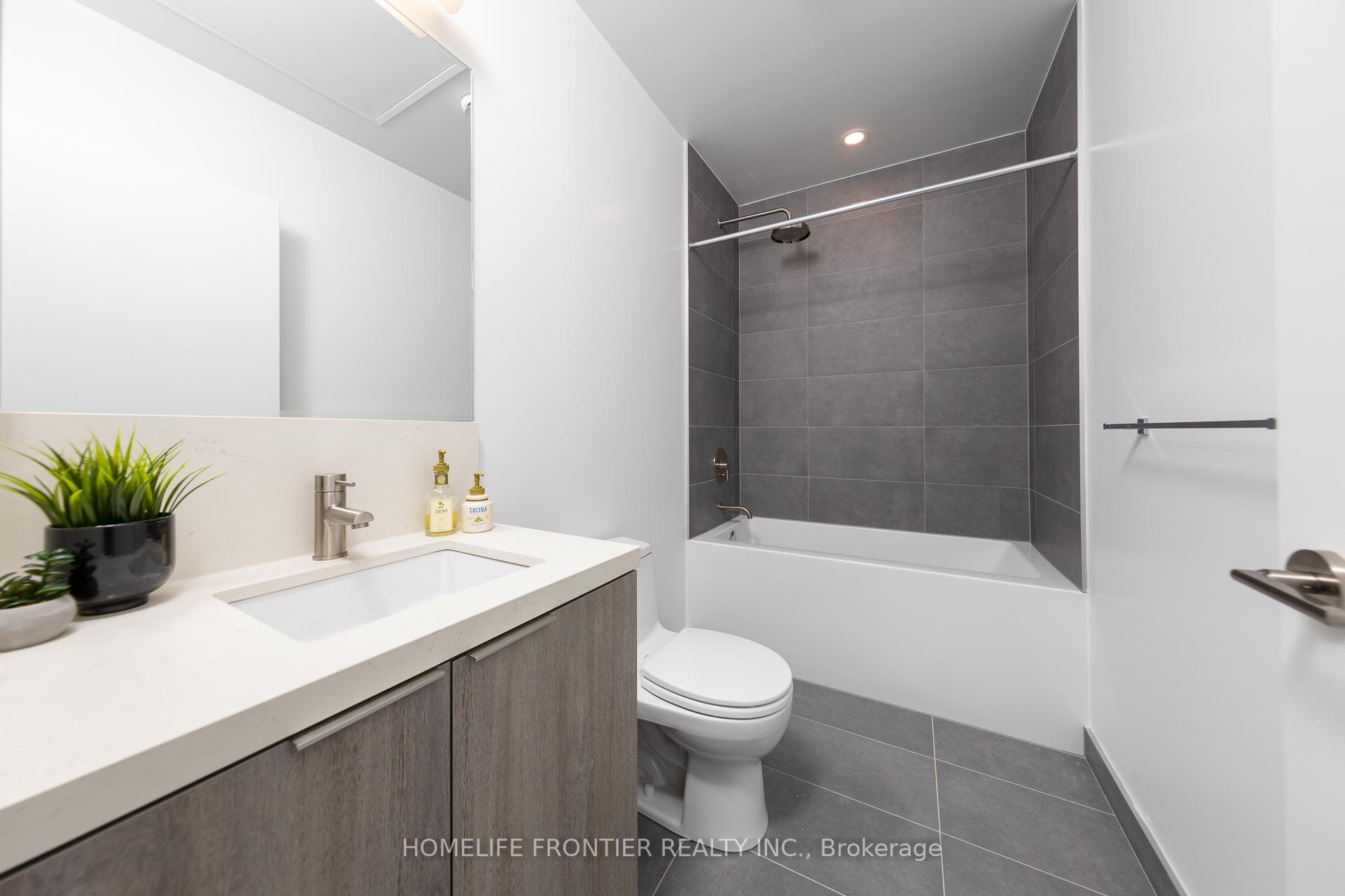 Photo 14 of Unit 712, 2020 Bathurst Street, Toronto, Humewood-Cedarvale — HOMEH