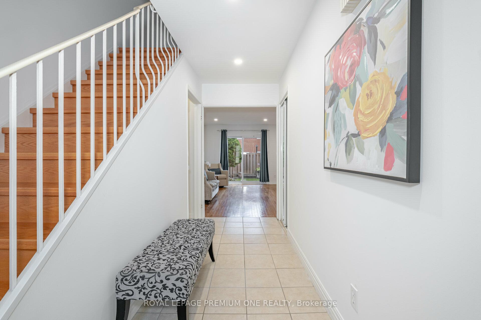 Photo 4 of Unit 178, 8 Norris Way, Markham, Aileen-Willowbrook — HOMEH