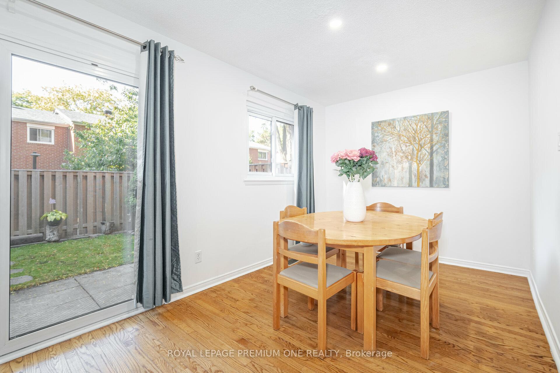 Photo 10 of Unit 178, 8 Norris Way, Markham, Aileen-Willowbrook — HOMEH