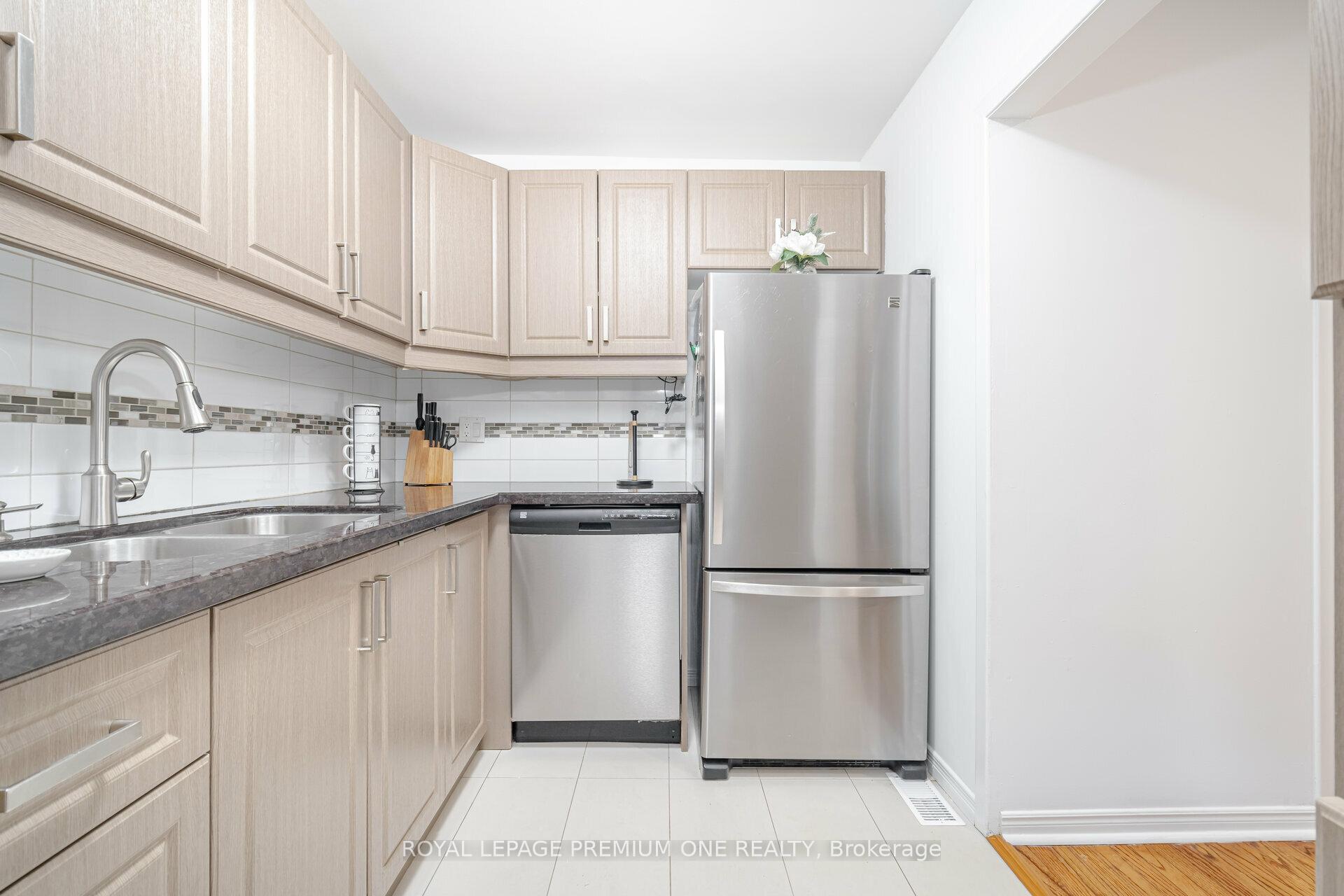 Photo 12 of Unit 178, 8 Norris Way, Markham, Aileen-Willowbrook — HOMEH