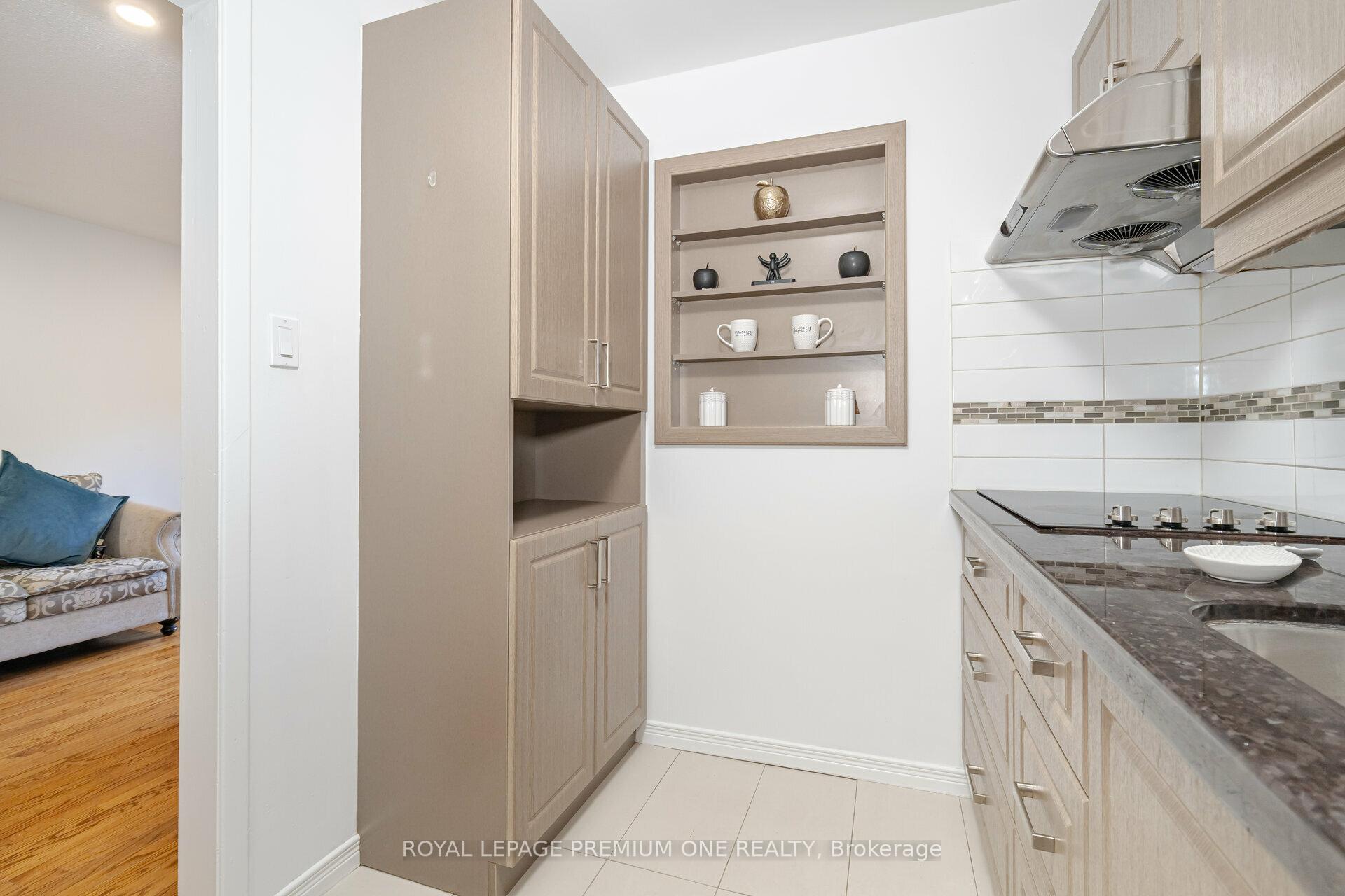 Photo 13 of Unit 178, 8 Norris Way, Markham, Aileen-Willowbrook — HOMEH