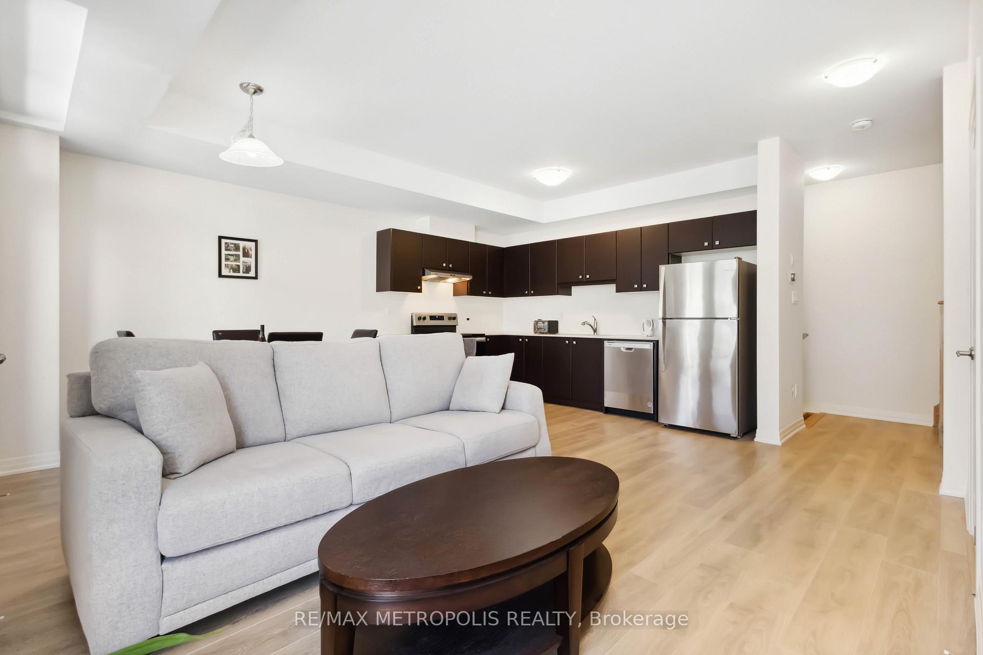 Photo 4 of 30 Emmas Way, Whitby, Taunton North — HOMEH