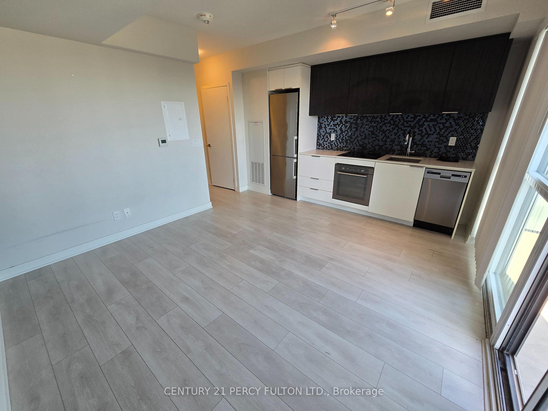 Photo 5 of Unit 1810, 2 Sonic Way, Toronto, Flemingdon Park — HOMEH