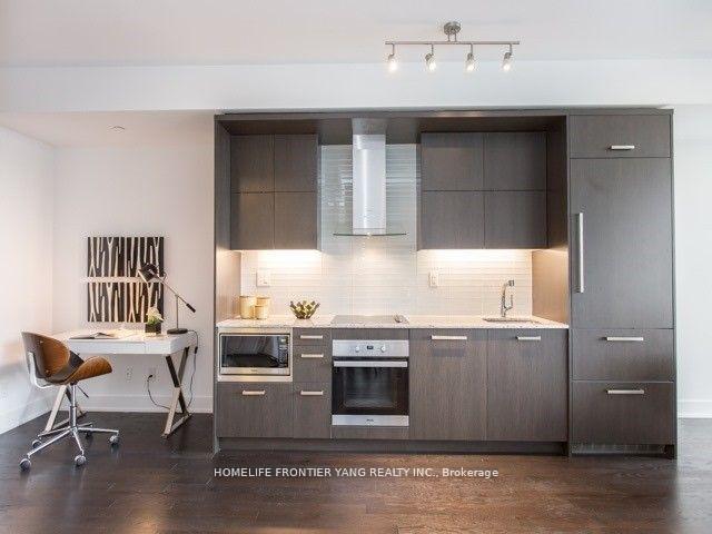 Photo 6 of Unit 906, 3018 Yonge Street, Toronto, Lawrence Park South — HOMEH
