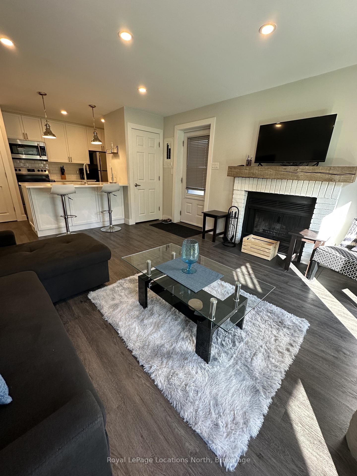 Photo 5 of Unit 76, 21 Dawson Drive, Collingwood — HOMEH