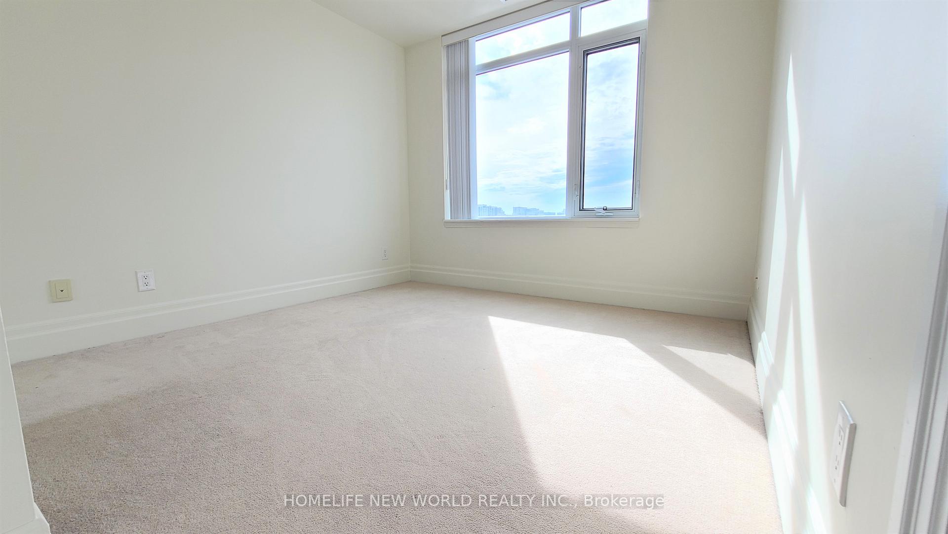Photo 5 of Unit 902, 131 Upper Duke Crescent, Markham, Unionville — HOMEH