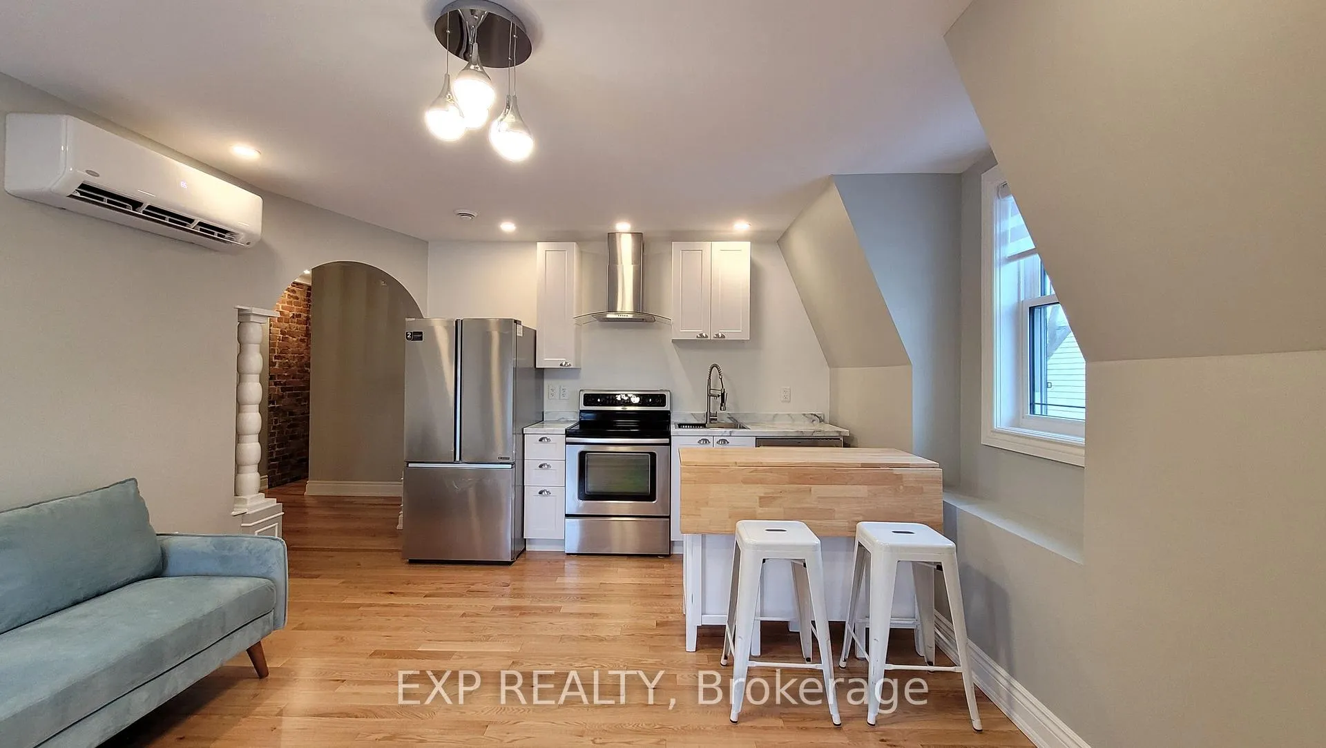 Photo 1 of Unit 302, 157 James Street, Ottawa, Ottawa Centre — HOMEH