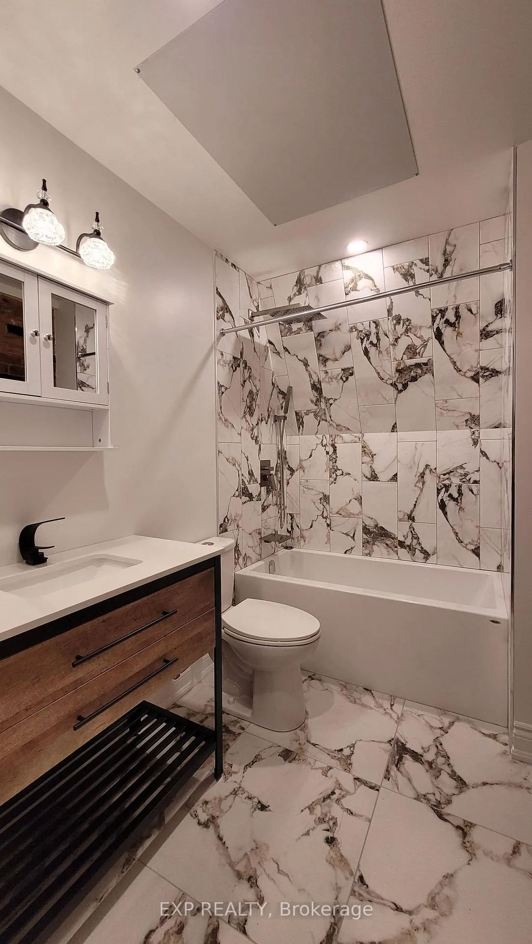 Photo 6 of Unit 302, 157 James Street, Ottawa, Ottawa Centre — HOMEH