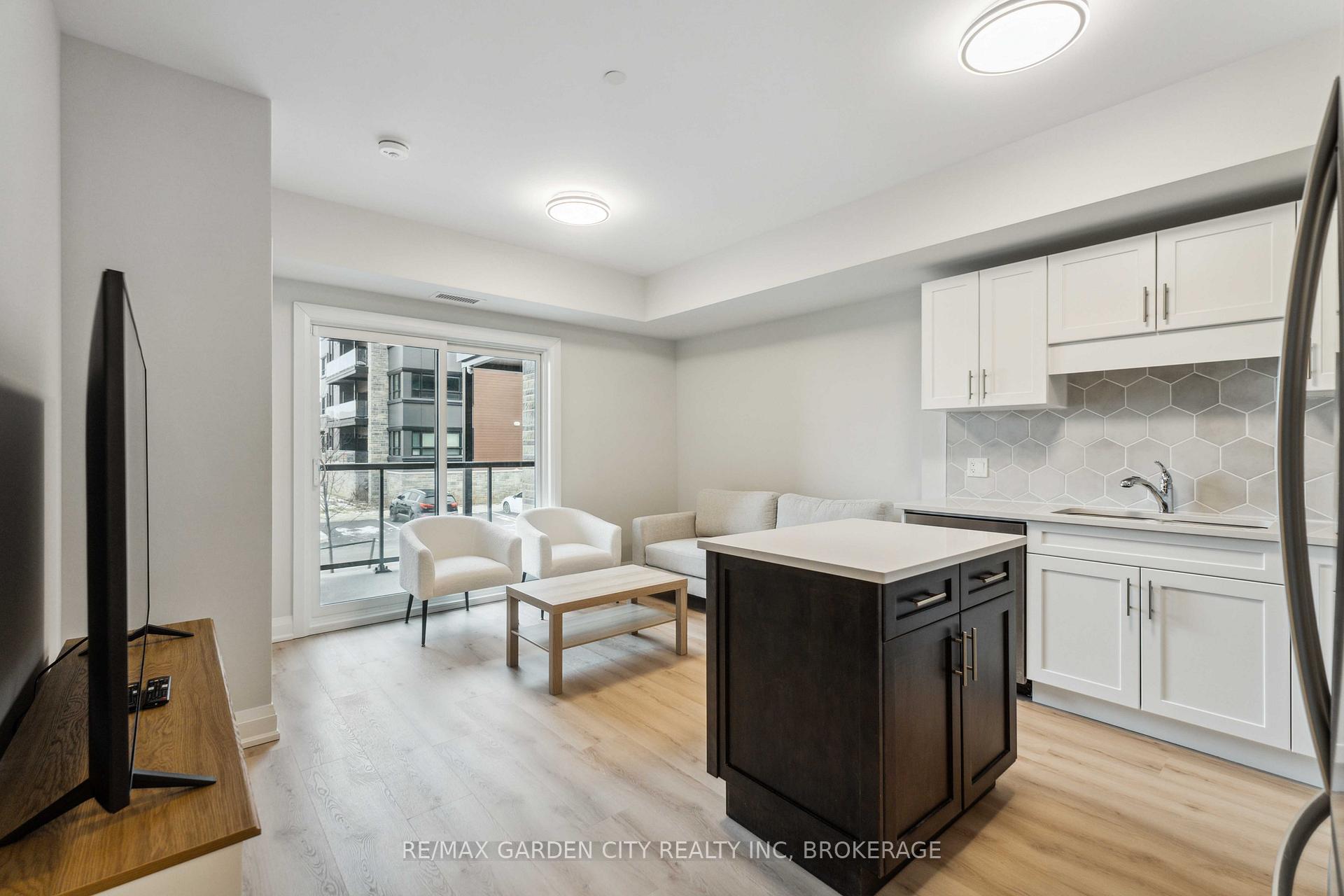 Photo 16 of Unit 116, 118 Summersides Boulevard, Pelham, Fonthill — HOMEH