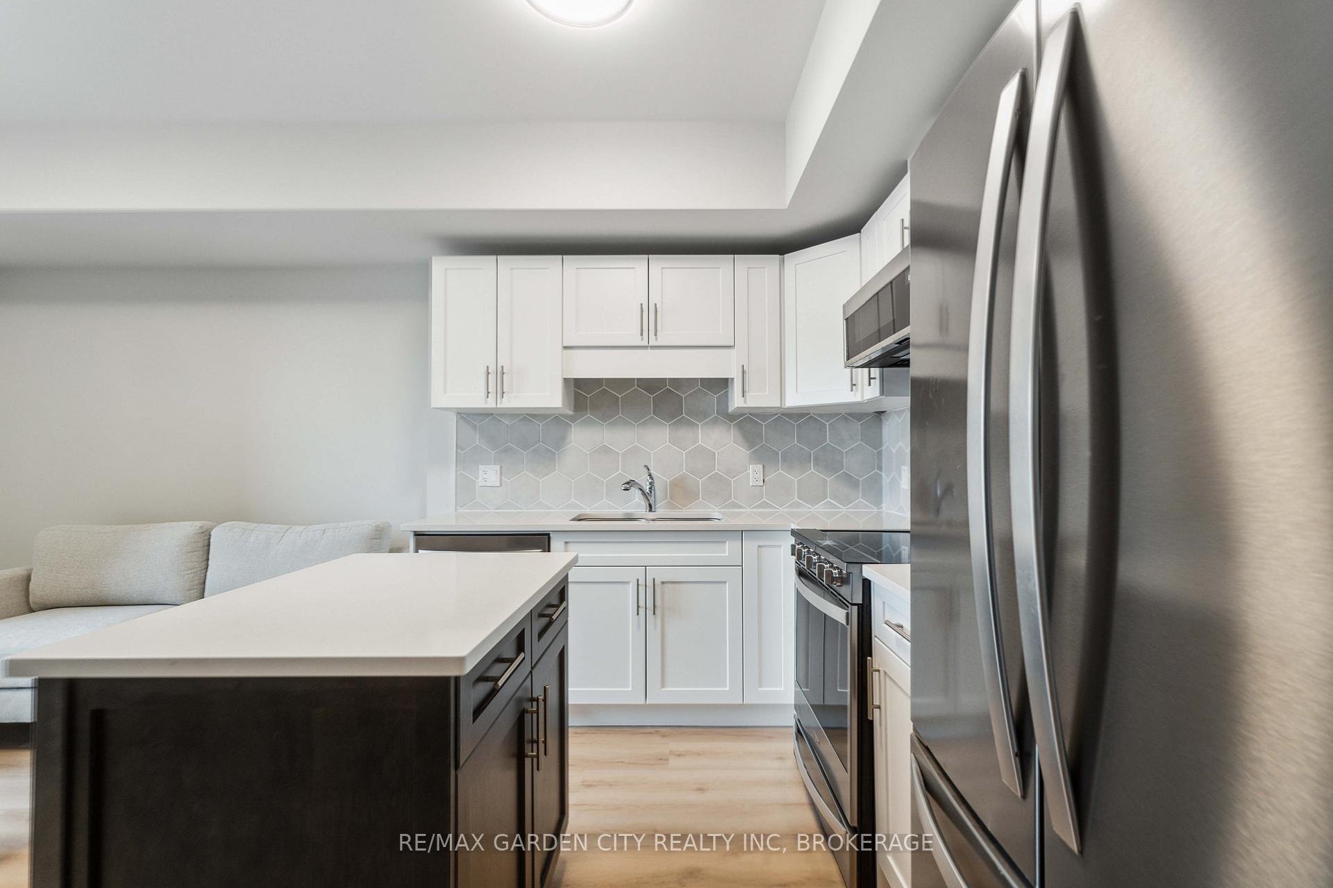 Photo 19 of Unit 116, 118 Summersides Boulevard, Pelham, Fonthill — HOMEH