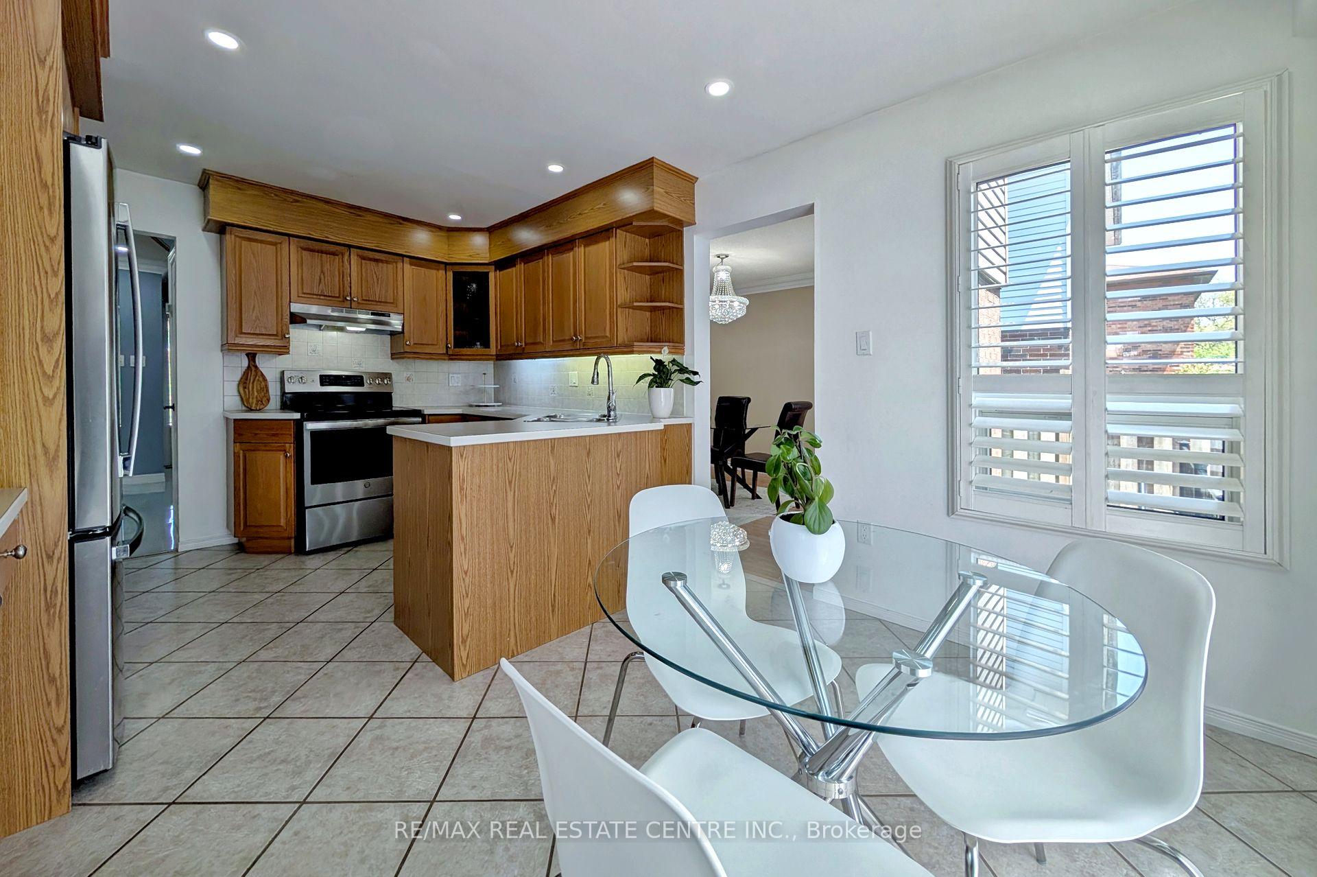 Photo 10 of 105 Rollo Drive, Ajax, South East — HOMEH