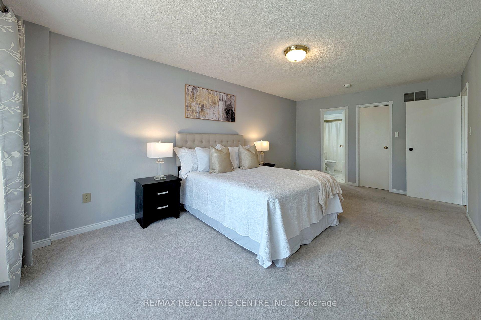 Photo 13 of 105 Rollo Drive, Ajax, South East — HOMEH