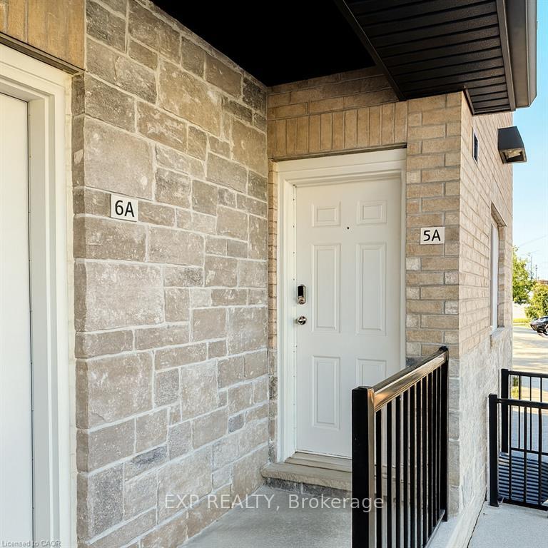 Photo 1 of Unit 5A, 185 Windale Crescent, Kitchener, Laurentian Hills — HOMEH