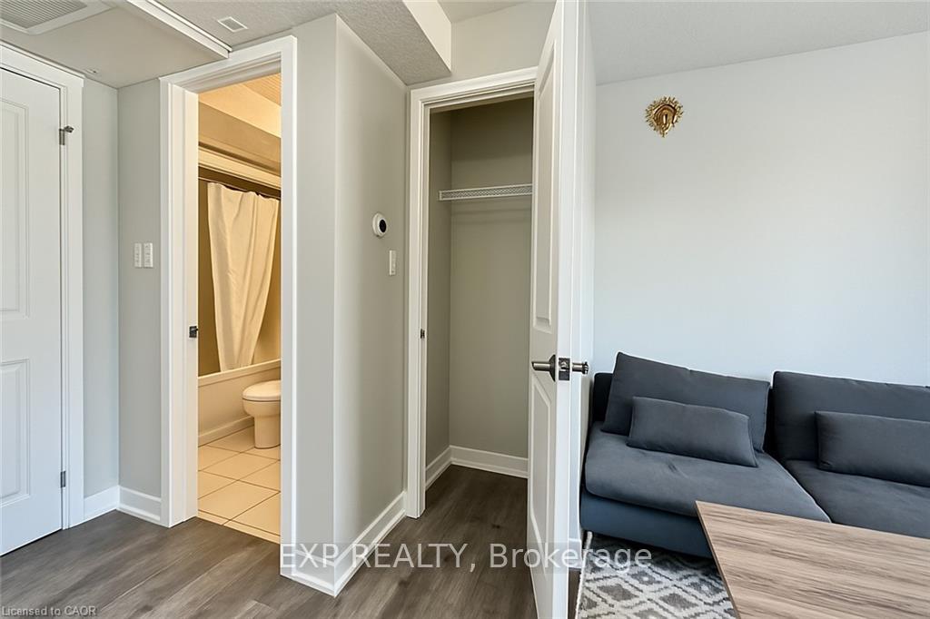 Photo 8 of Unit 5A, 185 Windale Crescent, Kitchener, Laurentian Hills — HOMEH