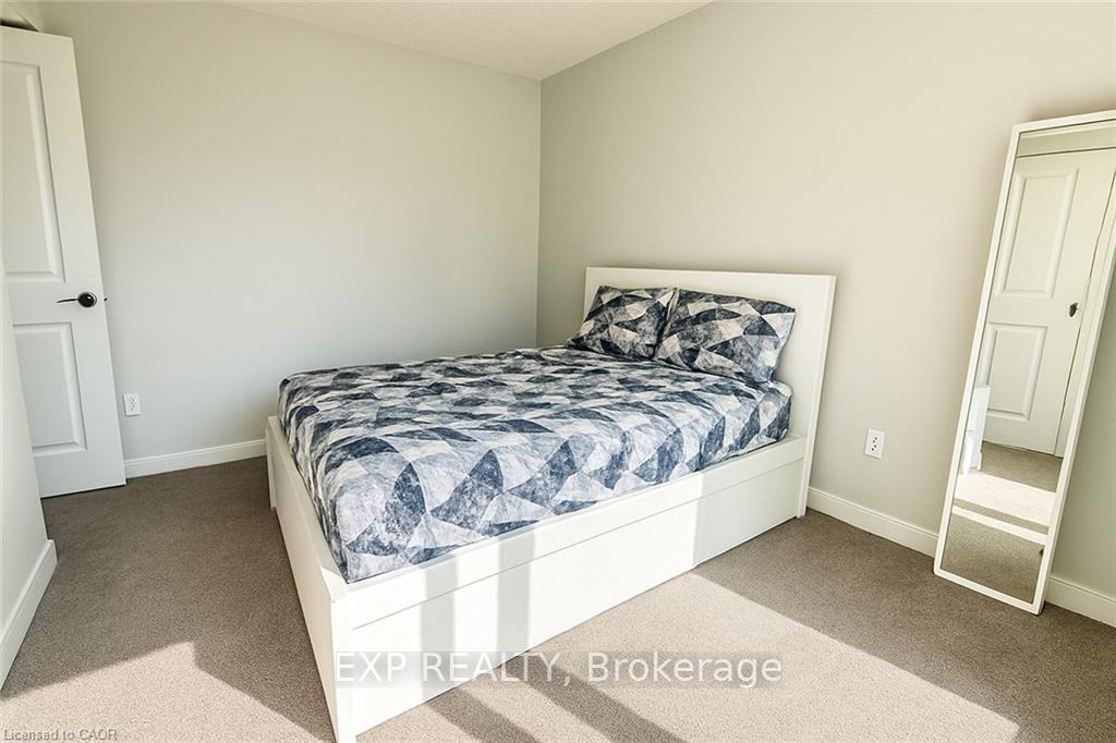 Photo 14 of Unit 5A, 185 Windale Crescent, Kitchener, Laurentian Hills — HOMEH
