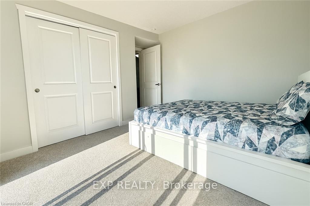 Photo 16 of Unit 5A, 185 Windale Crescent, Kitchener, Laurentian Hills — HOMEH