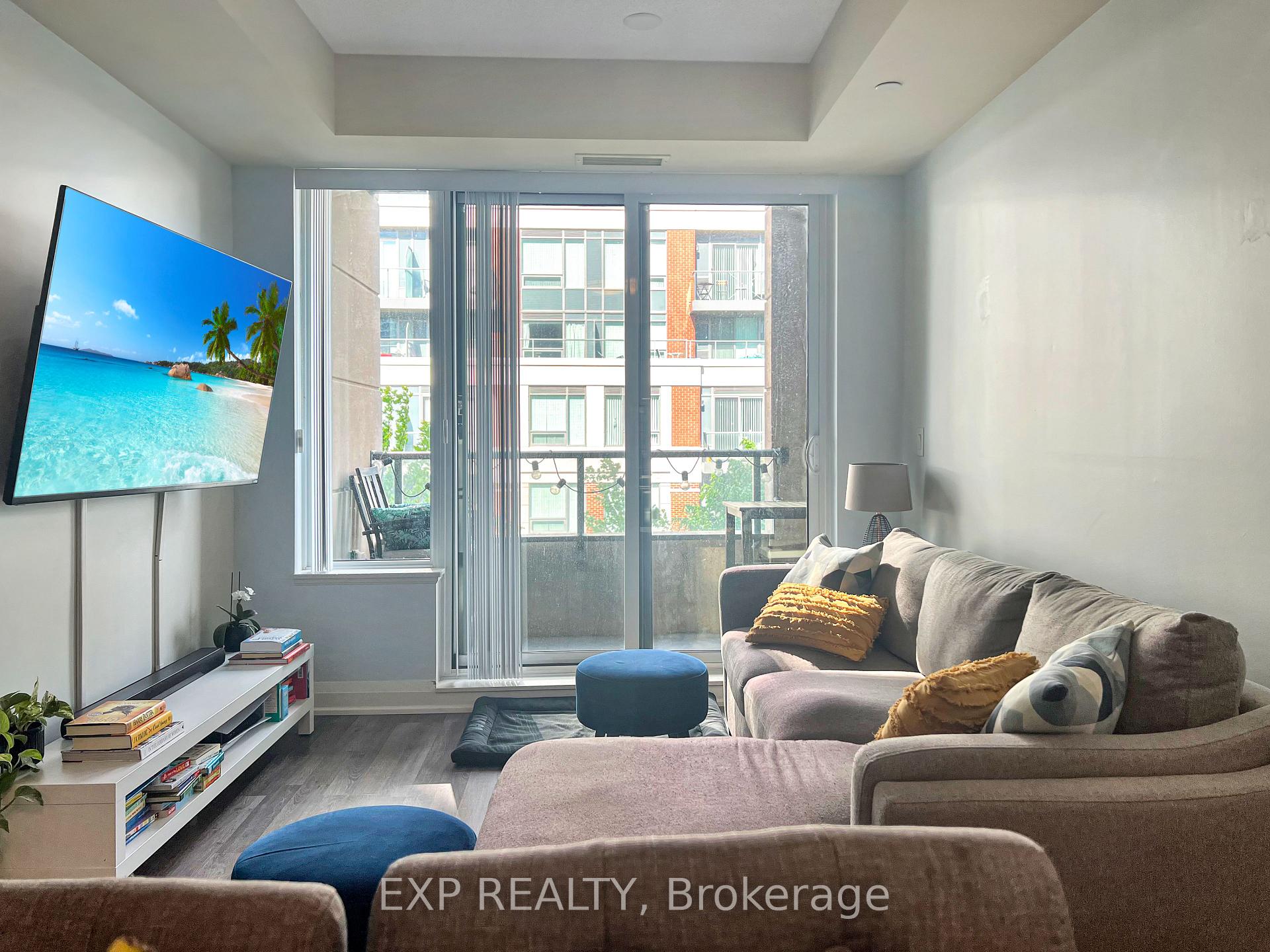 Photo 8 of Unit 315, 18 Uptown Drive, Markham, Unionville — HOMEH