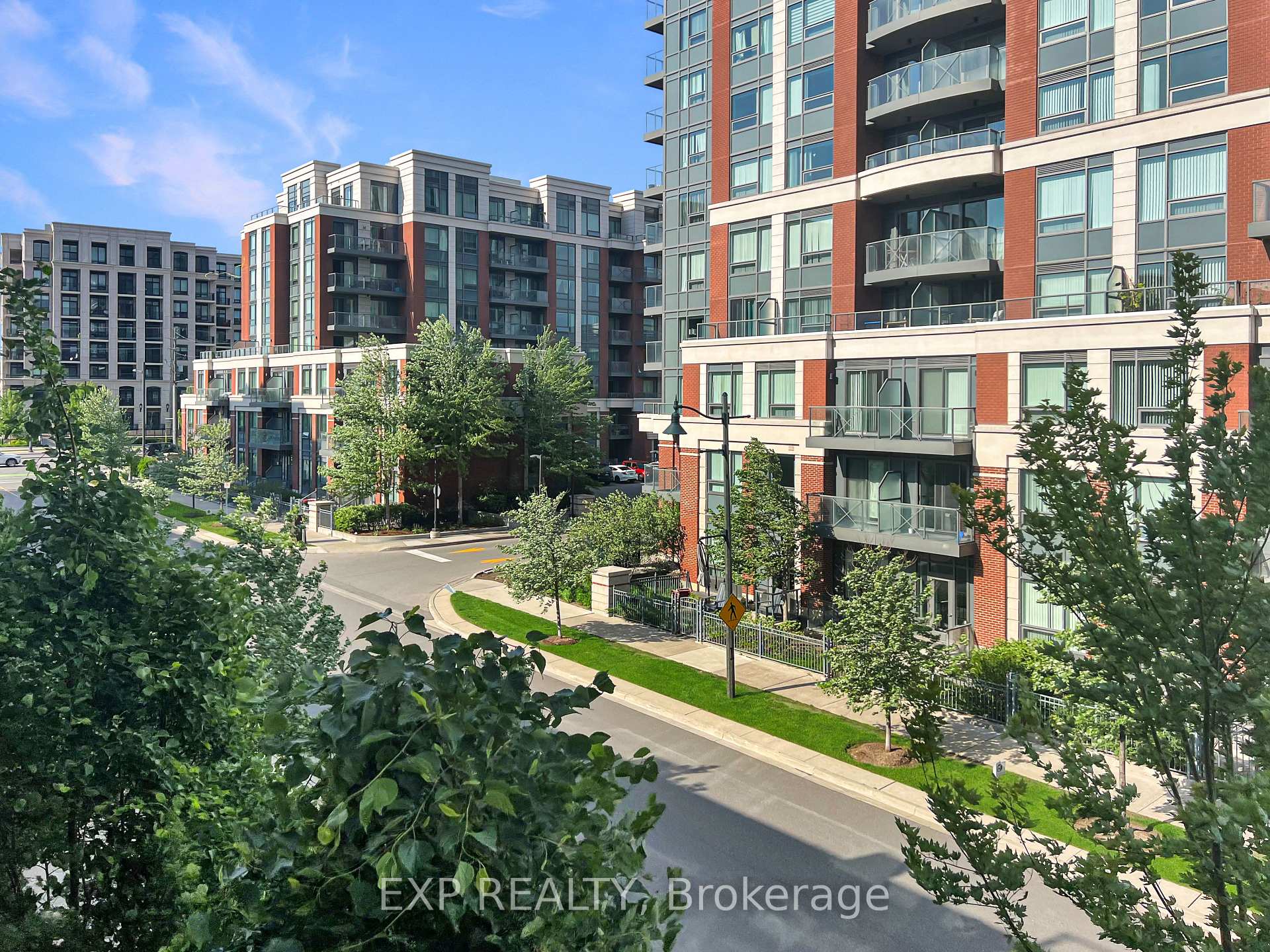 Photo 16 of Unit 315, 18 Uptown Drive, Markham, Unionville — HOMEH