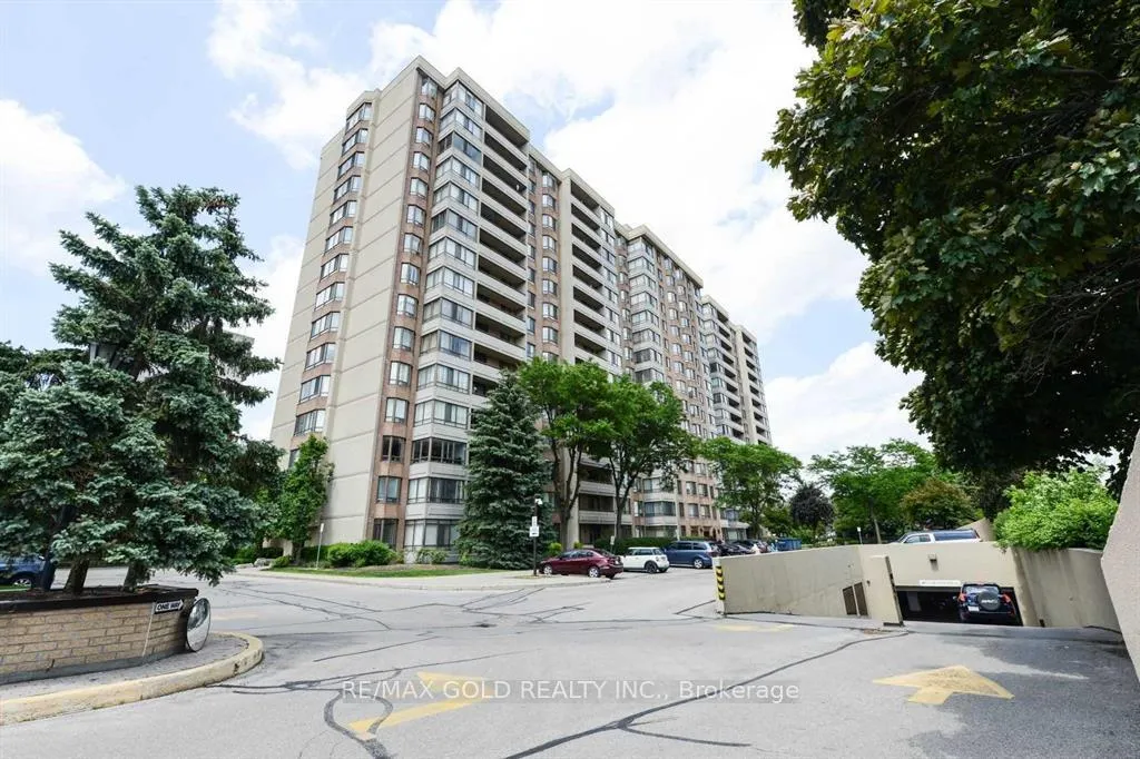 Front of Unit 704, 5 Lisa Street