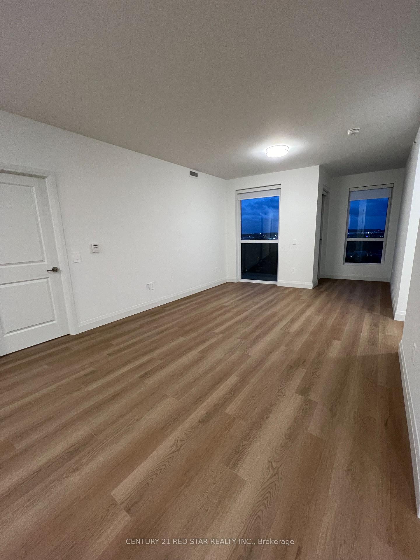 Photo 7 of Unit 1405, 1333 Weber Street E, Kitchener — HOMEH