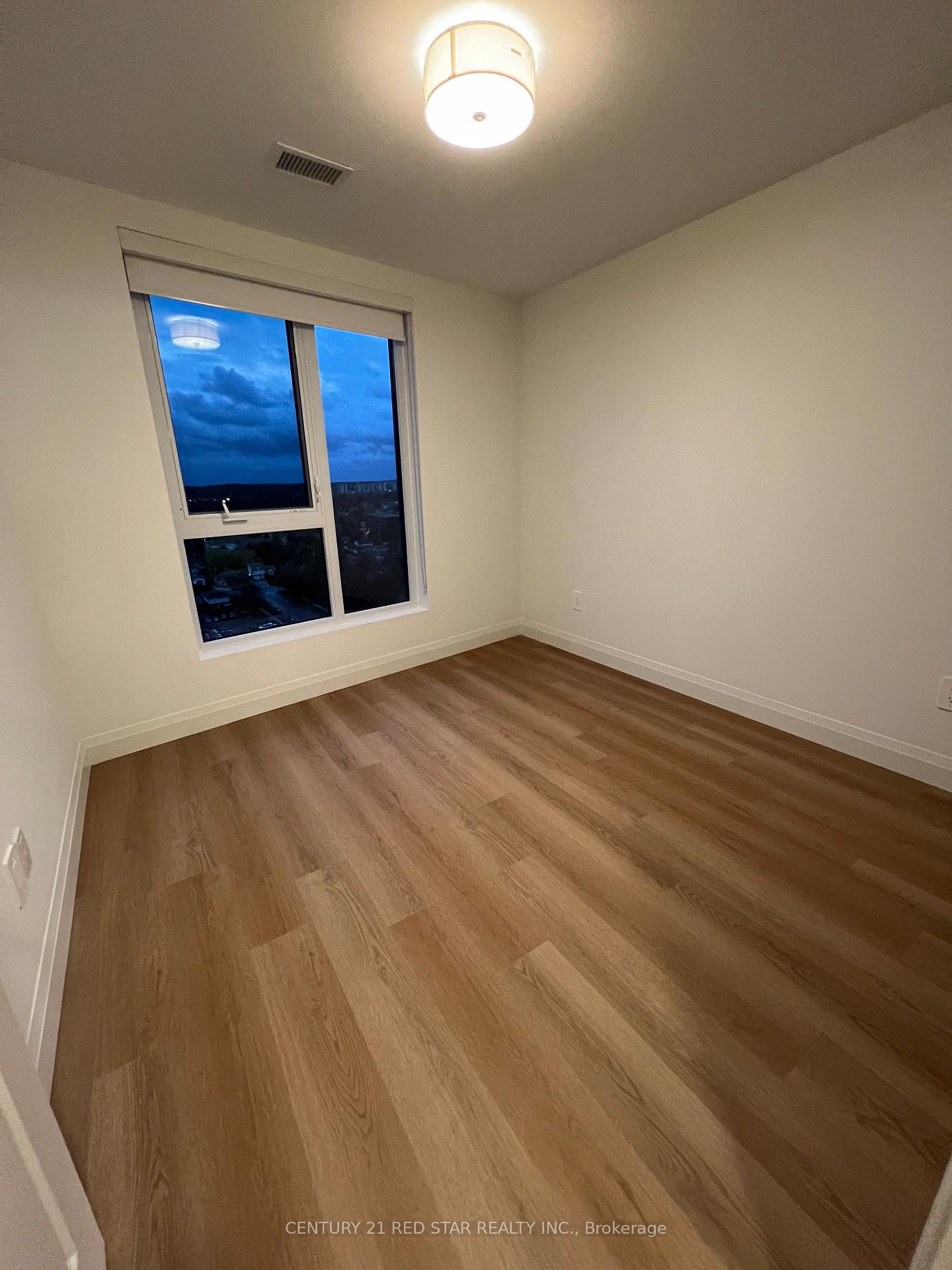 Photo 12 of Unit 1405, 1333 Weber Street E, Kitchener — HOMEH