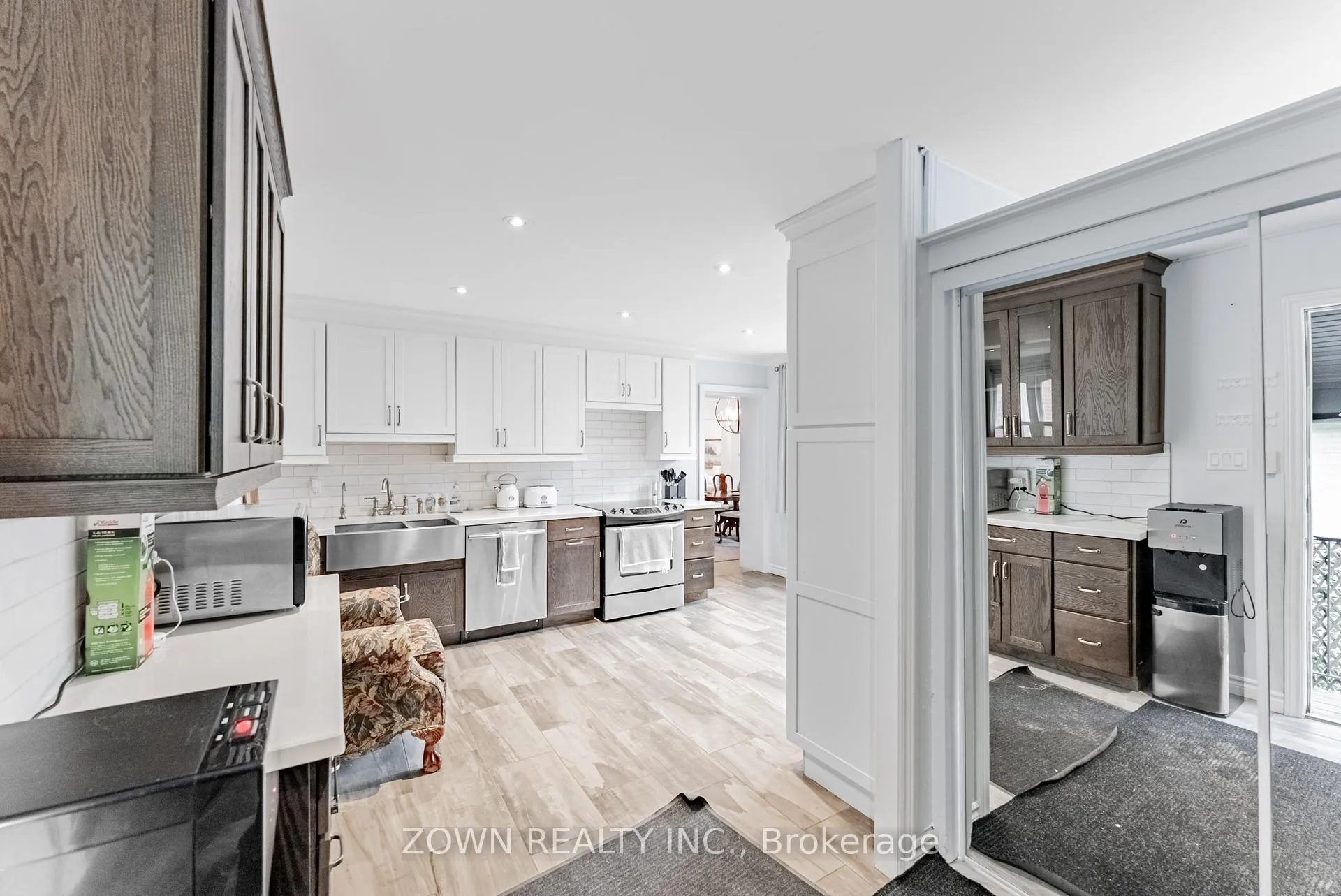 Photo 3 of 758 Bush Street, Caledon, Rural Caledon — HOMEH