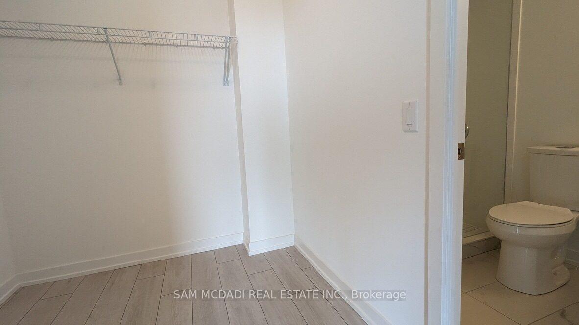 Photo 12 of Unit 1608, 55 Duke Street W, Kitchener — HOMEH