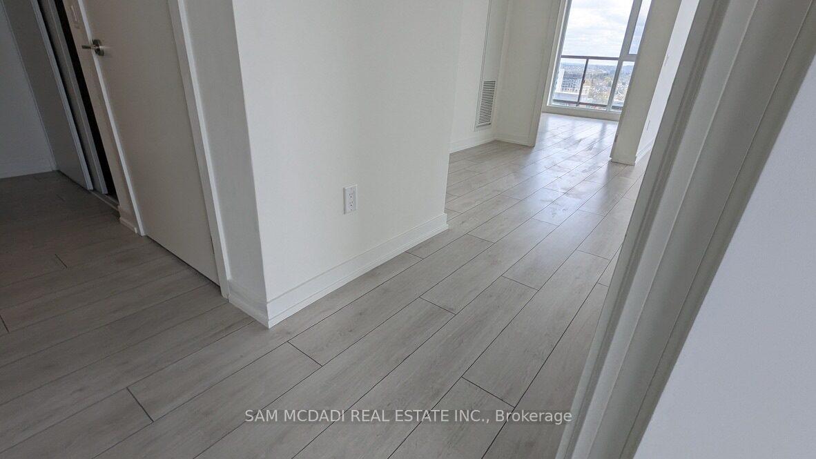 Photo 18 of Unit 1608, 55 Duke Street W, Kitchener — HOMEH