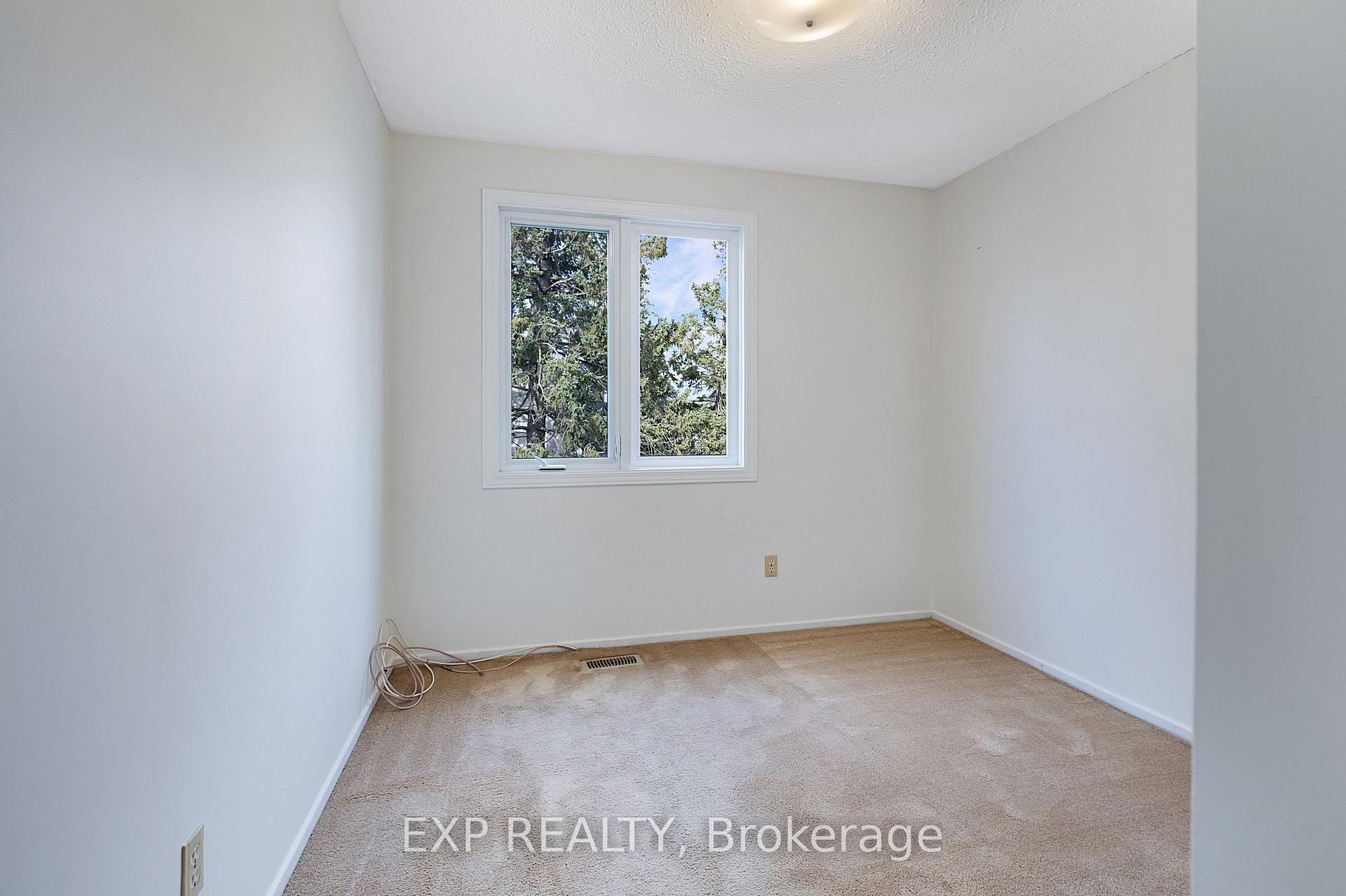 Photo 11 of Unit 4, 3226 Southgate Road N, Ottawa, South Keys — HOMEH