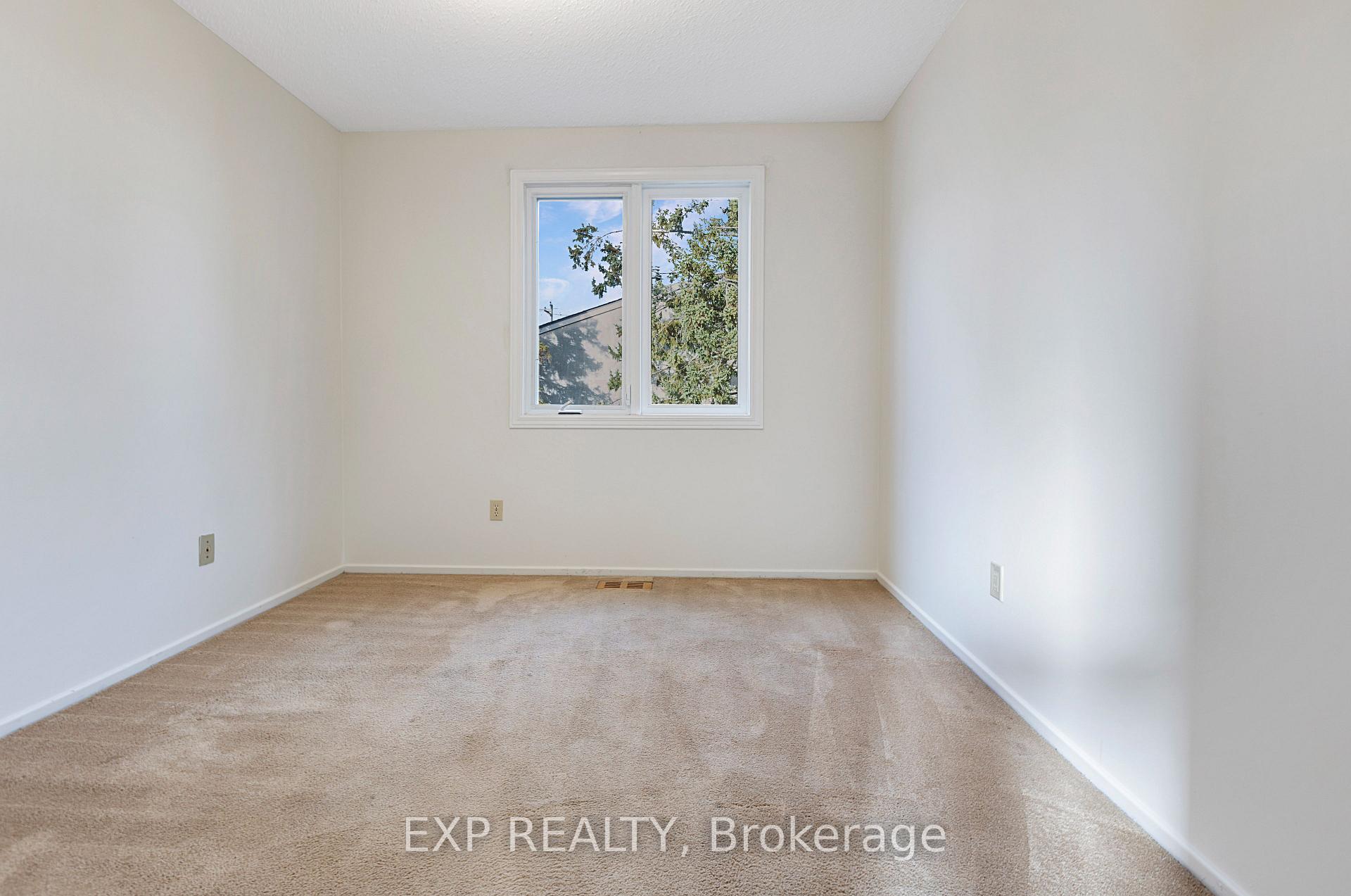 Photo 13 of Unit 4, 3226 Southgate Road N, Ottawa, South Keys — HOMEH