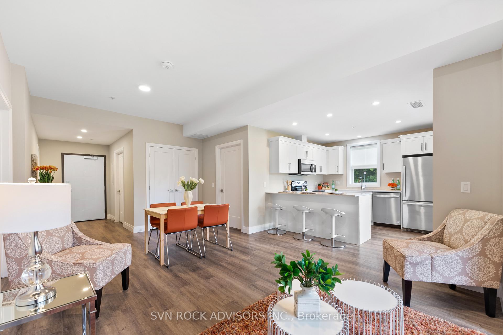 Photo 10 of Unit 215, 8 Jack Crescent, Arnprior — HOMEH
