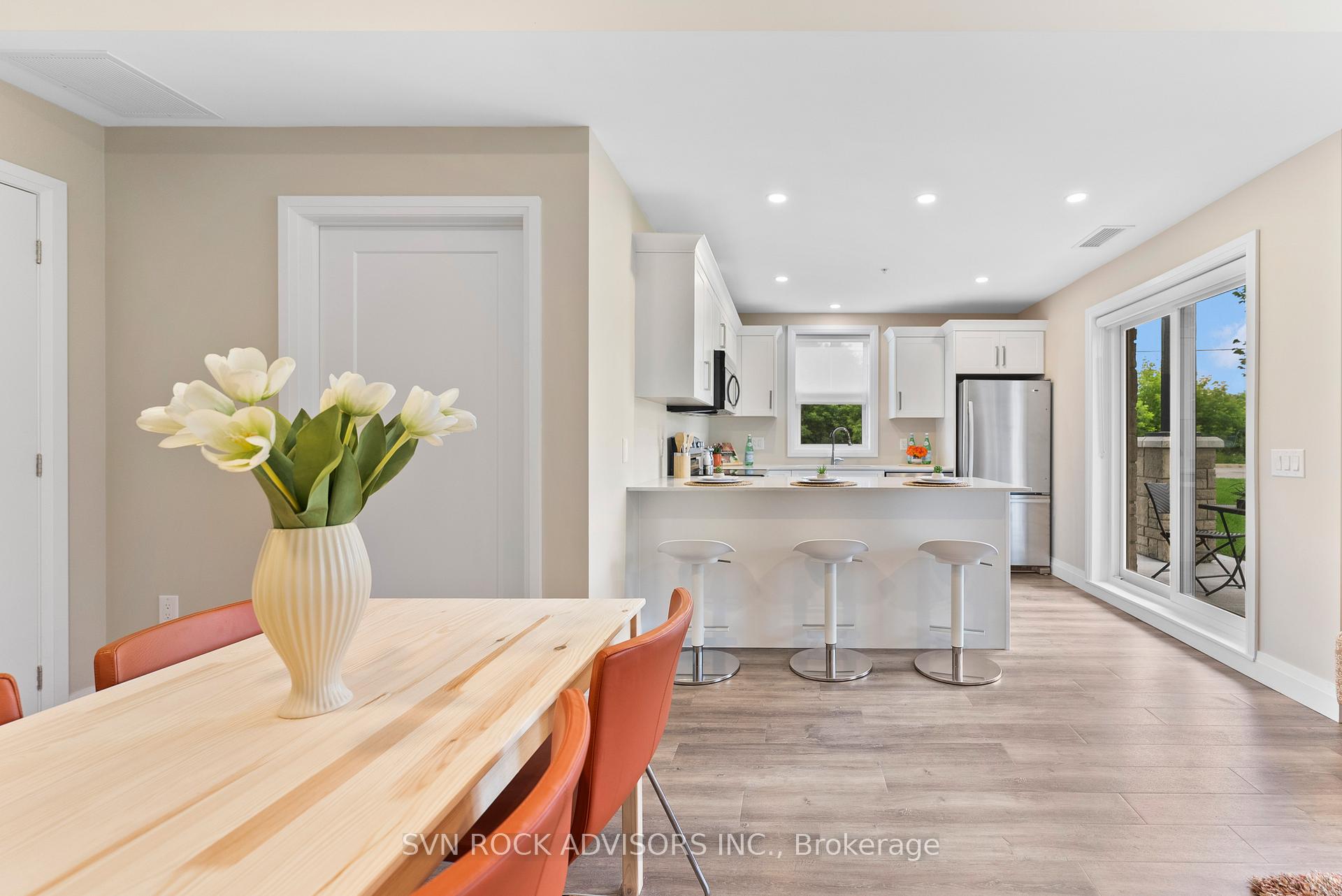 Photo 11 of Unit 215, 8 Jack Crescent, Arnprior — HOMEH