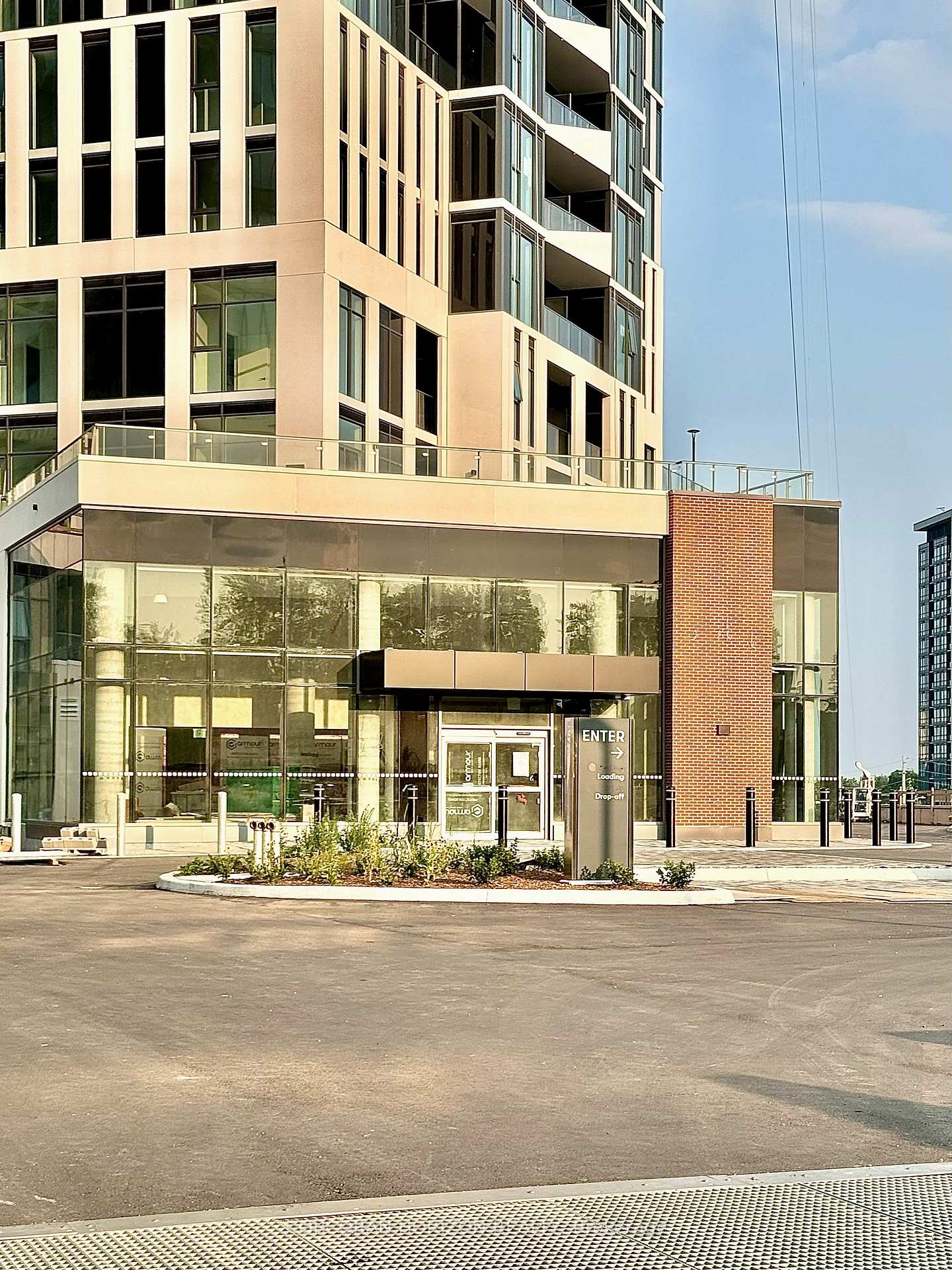 Photo 5 of Unit 2014, 25 Wellington Street S, Kitchener — HOMEH