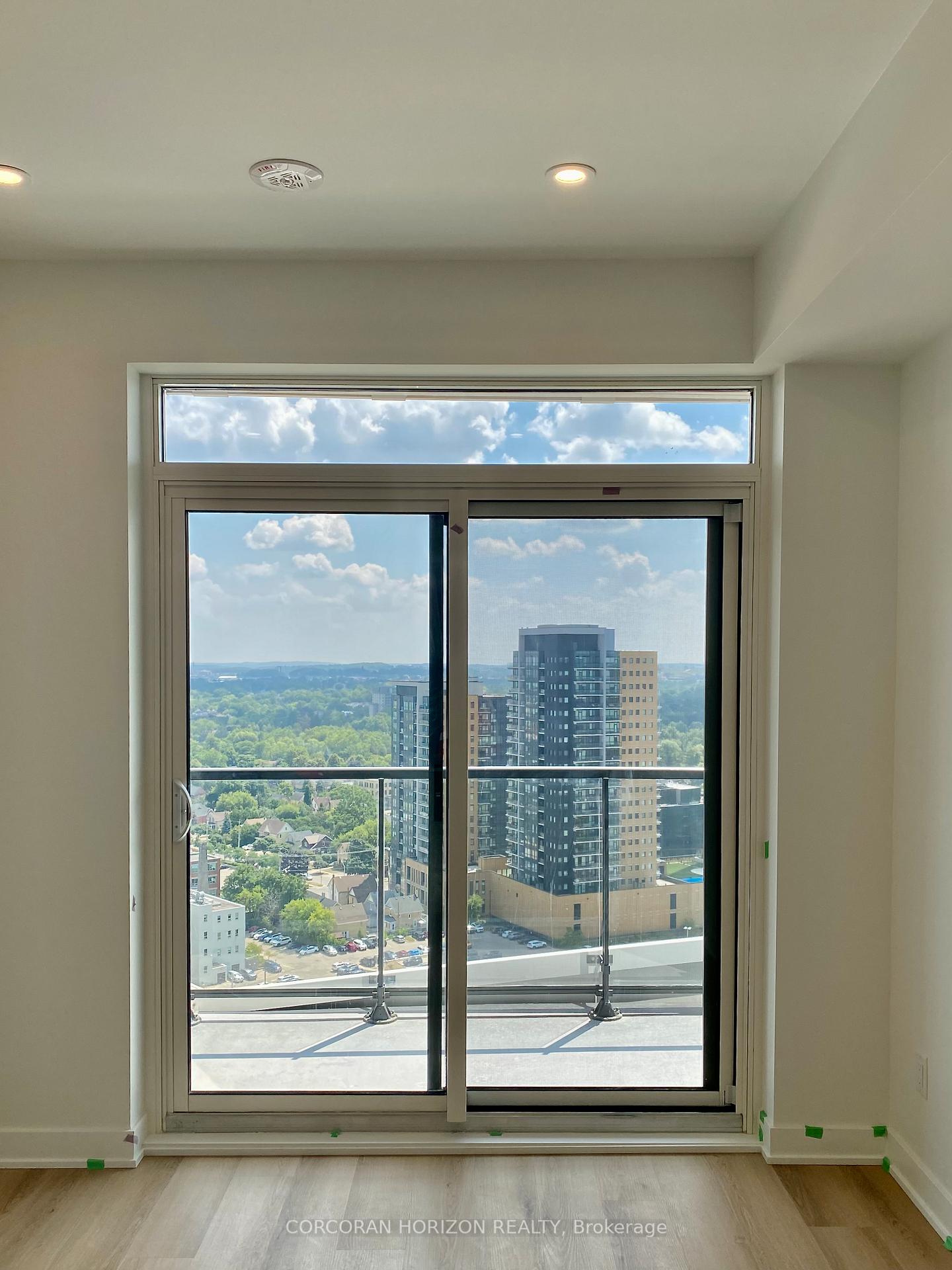 Photo 12 of Unit 2014, 25 Wellington Street S, Kitchener — HOMEH