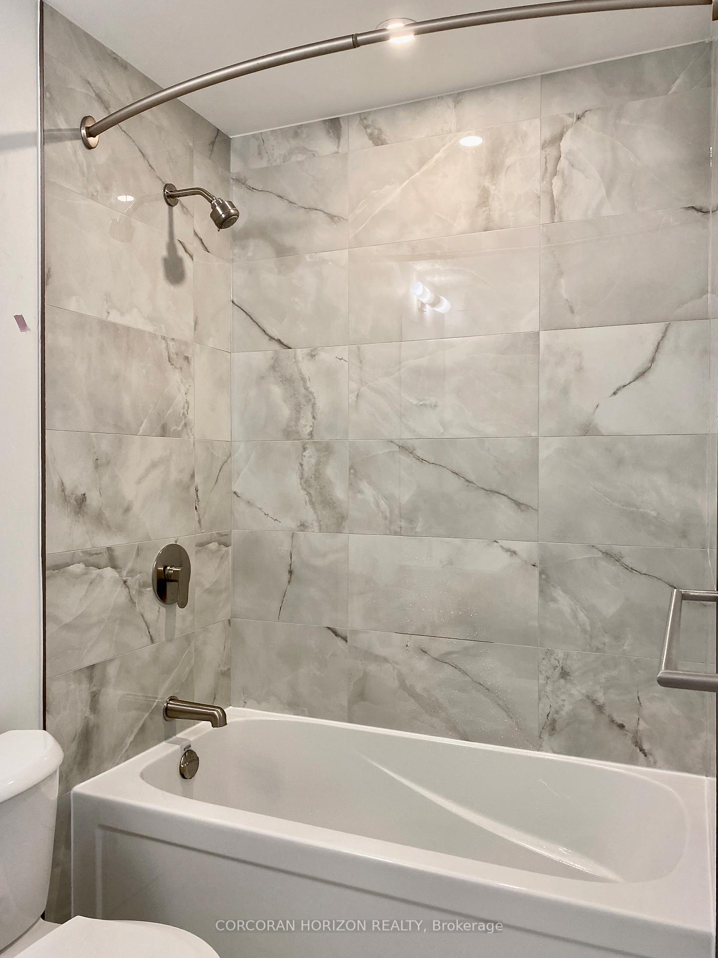 Photo 22 of Unit 2014, 25 Wellington Street S, Kitchener — HOMEH